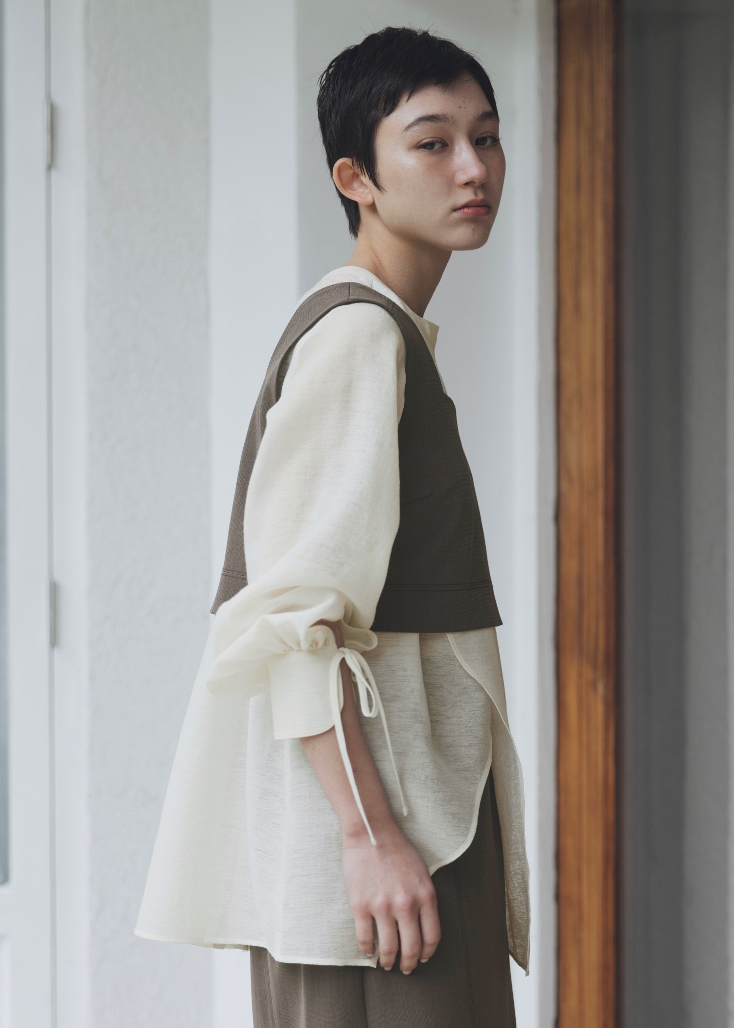 asymmetry layered sheer BL