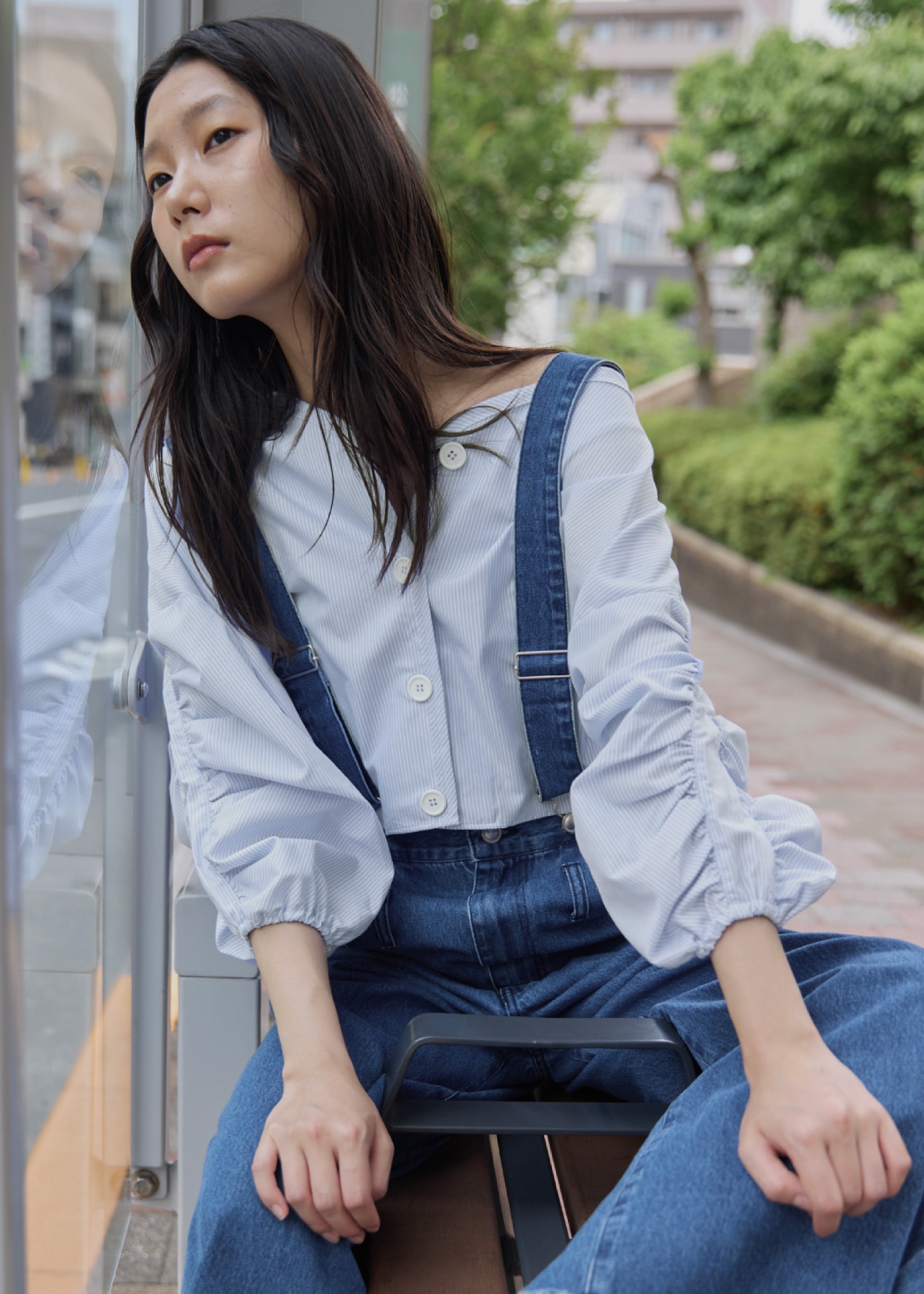 volume gather sleeve v neck BL