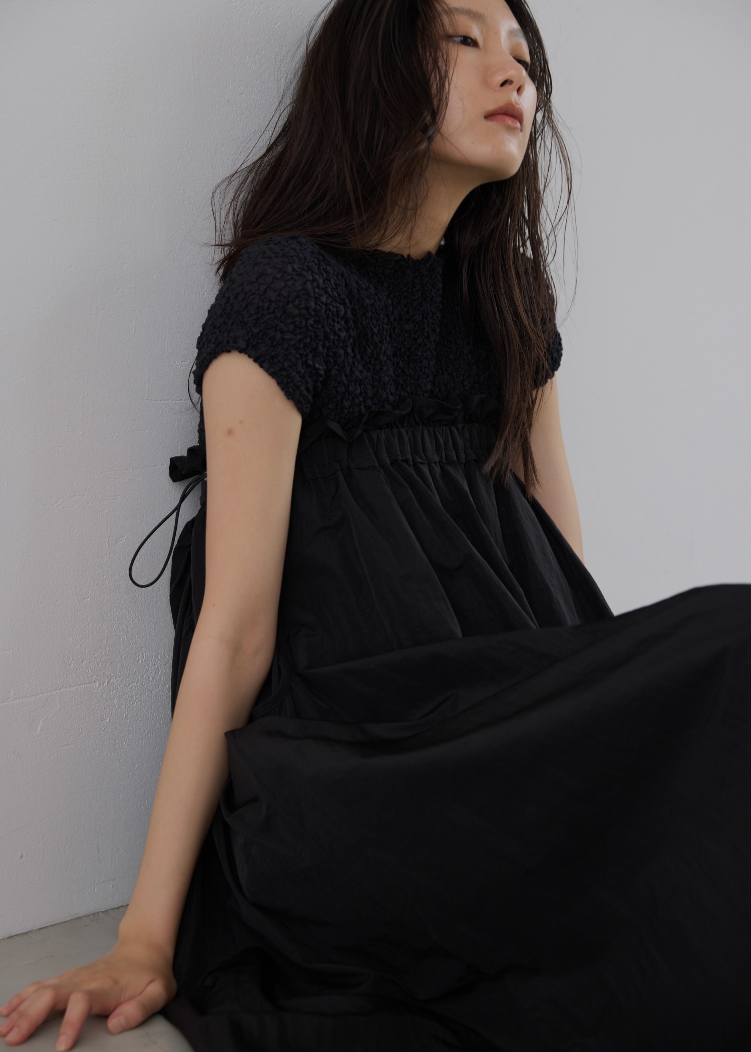 crumple petit high neck short tops