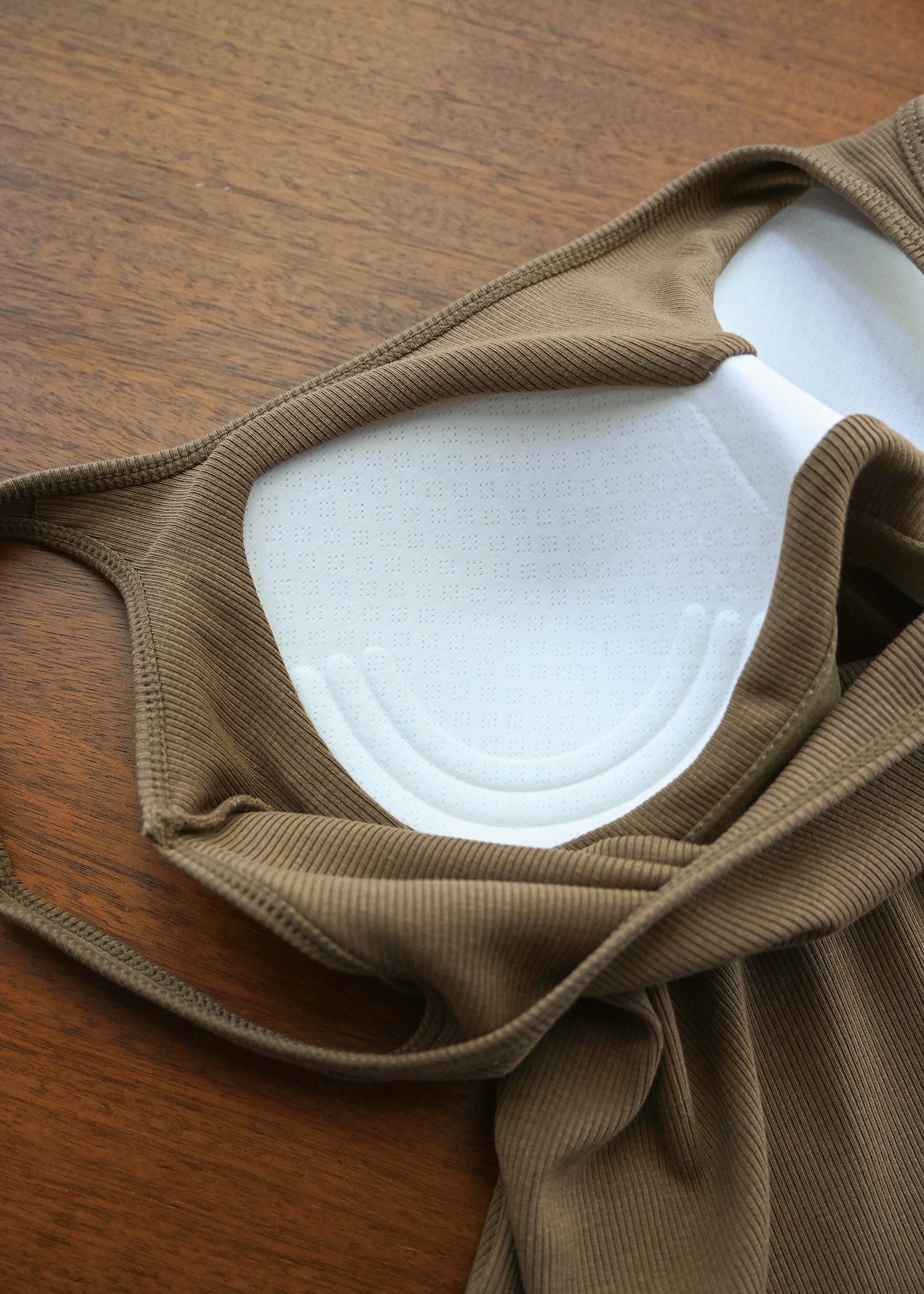 narrow shoulder cup in cami tank