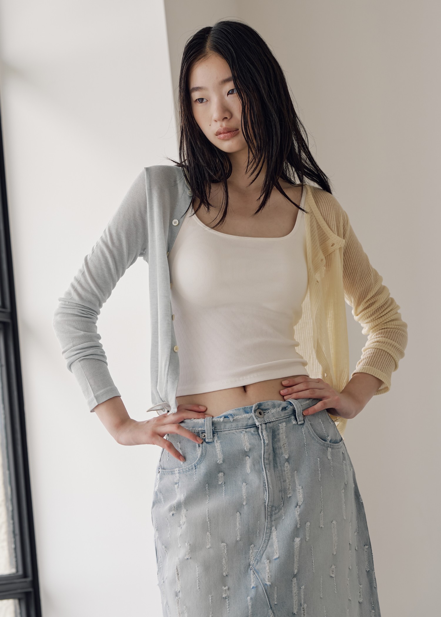 narrow shoulder cup in cami tank