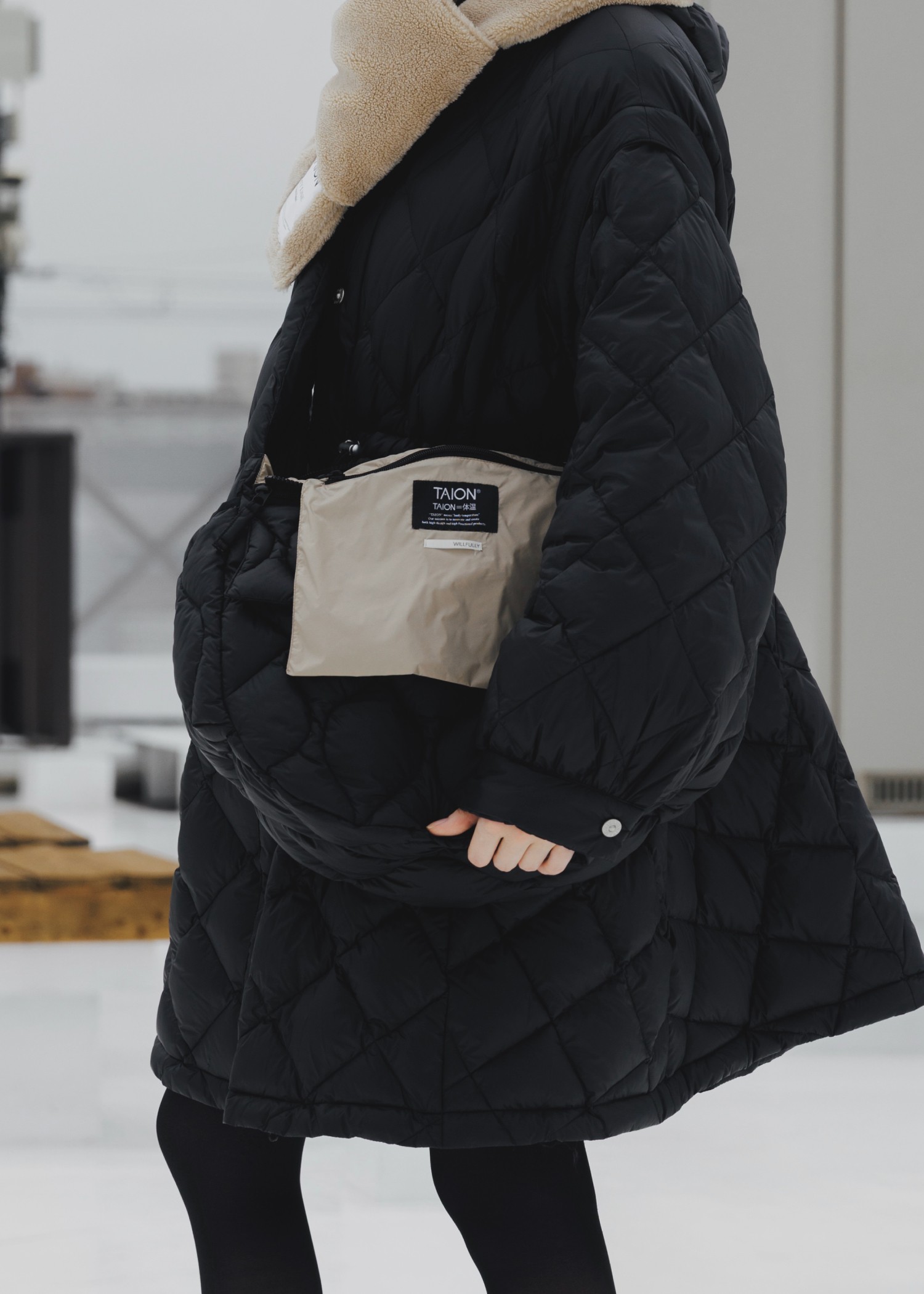 【TAION × WILLFULLY】quilting shoulder down bag