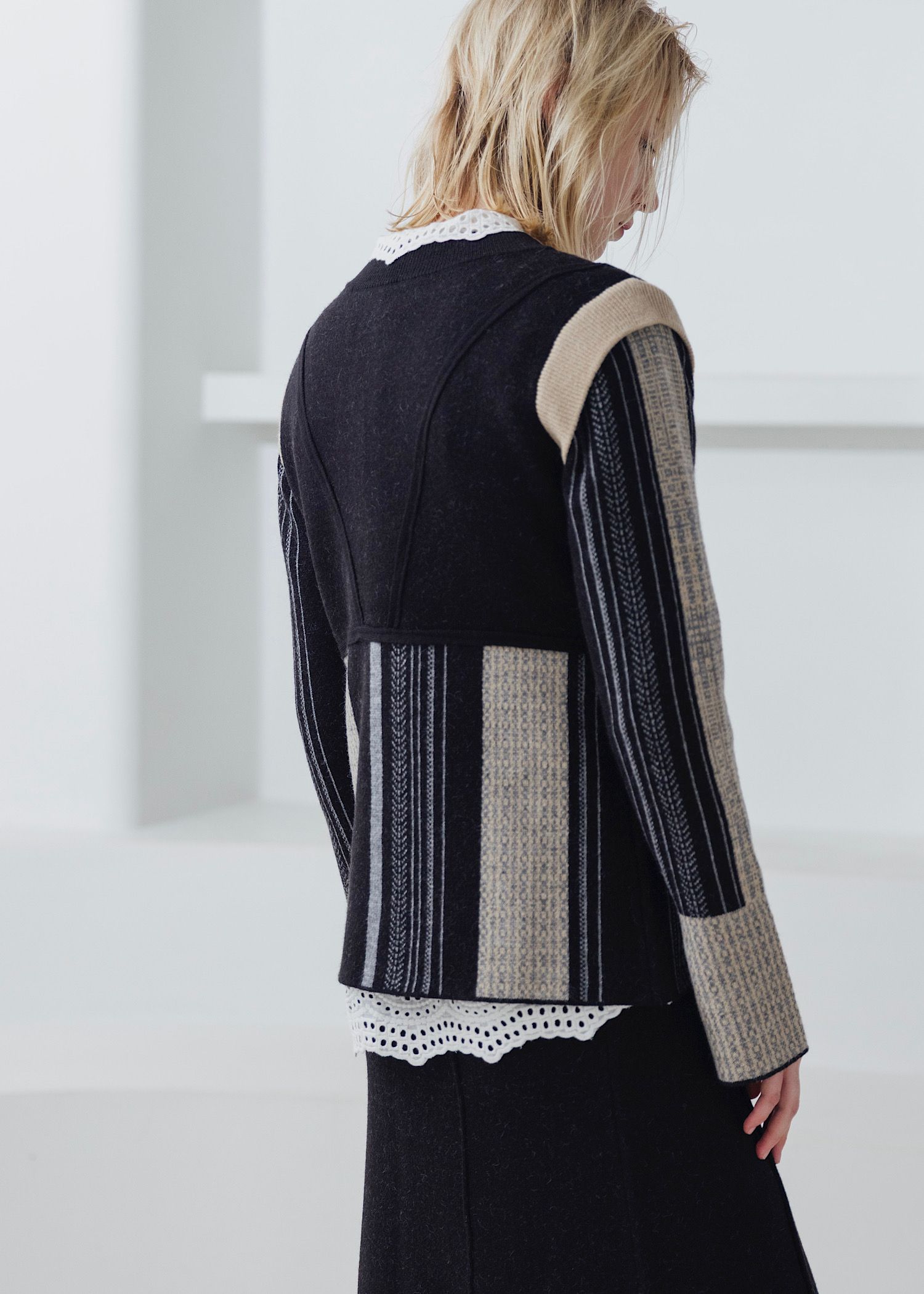 jacquard weave placement peplum knit