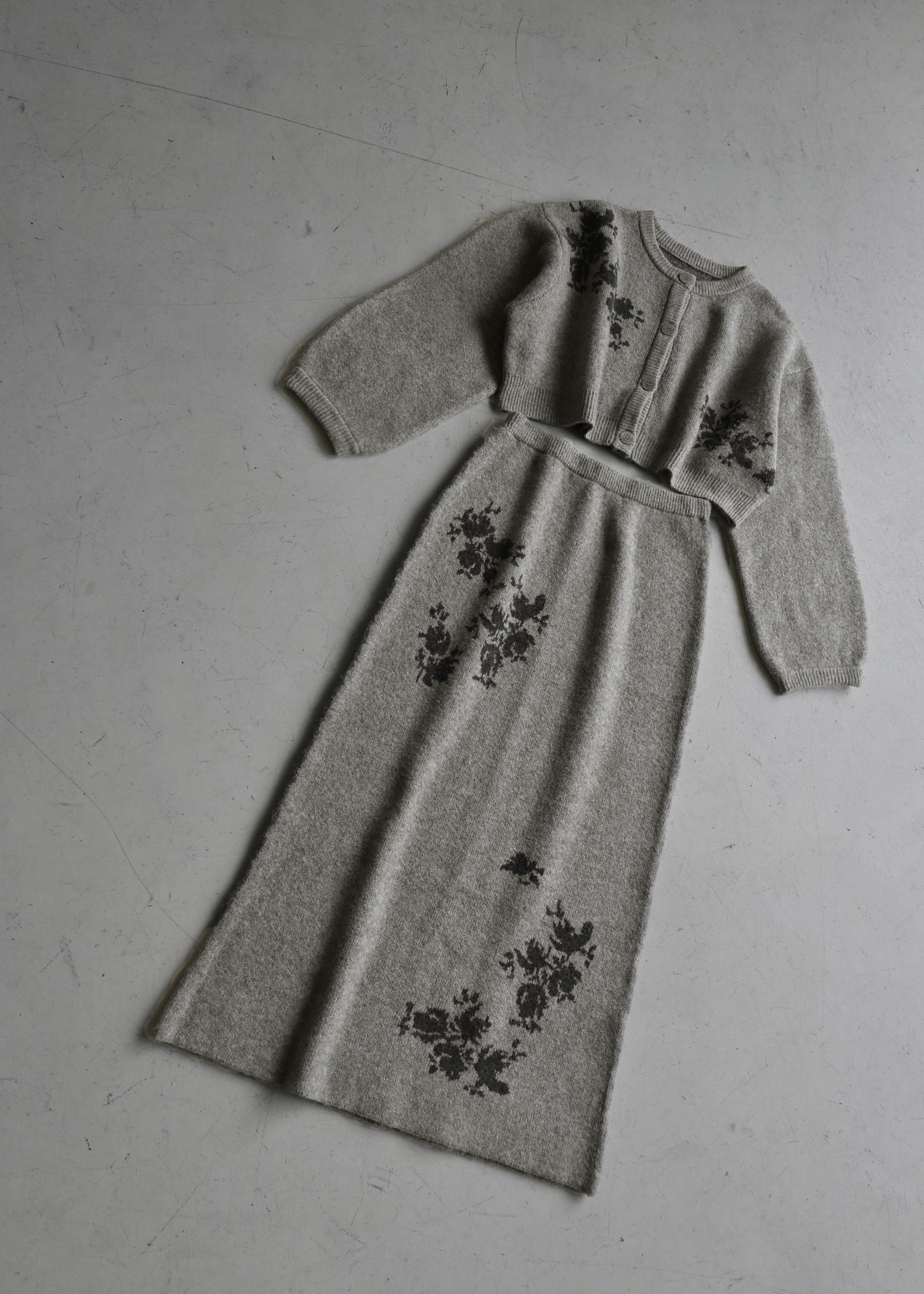 cropped flower jacquard knit cardigan