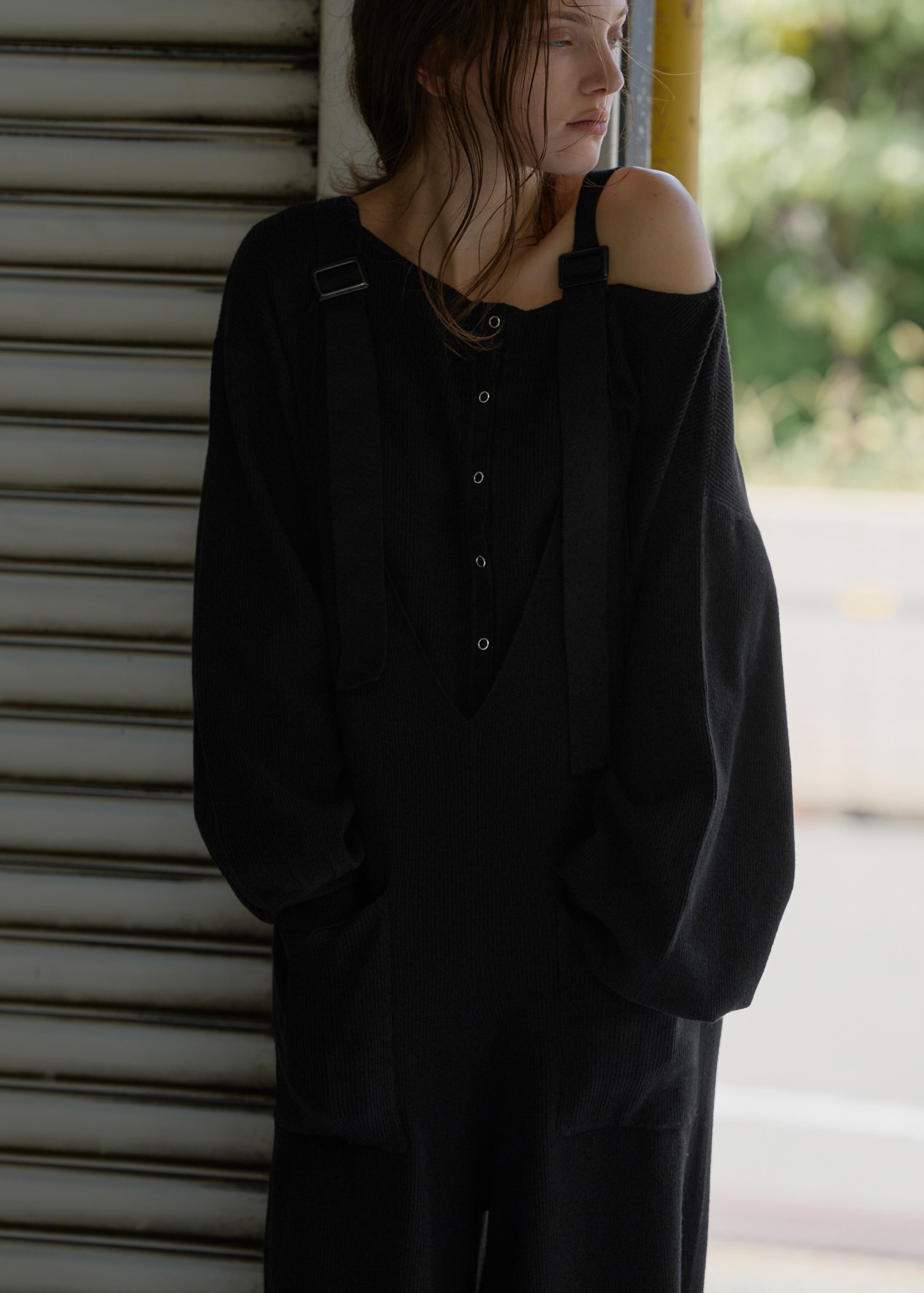 volume sleeve boatneck simple cardigan