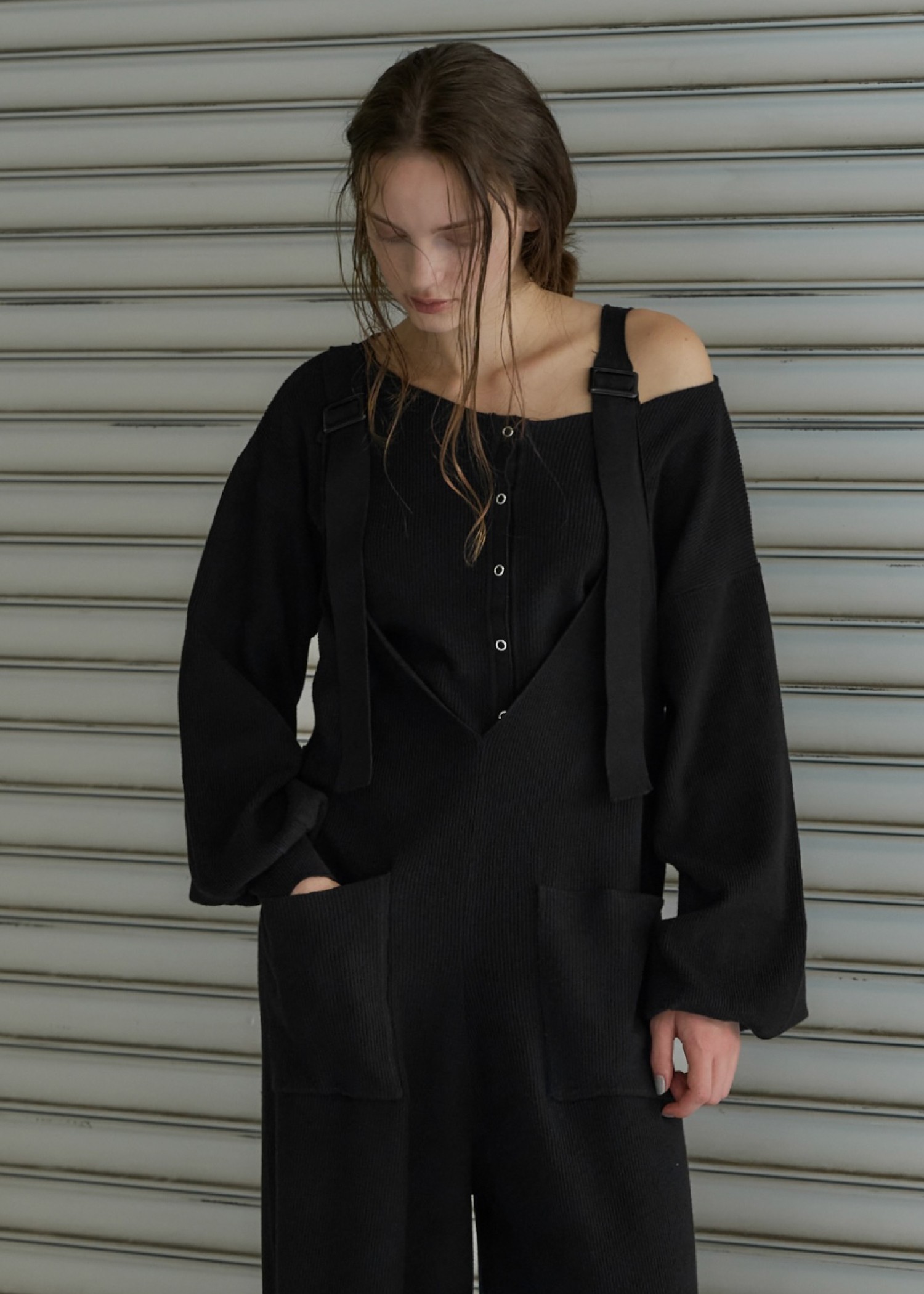 volume sleeve boatneck simple cardigan