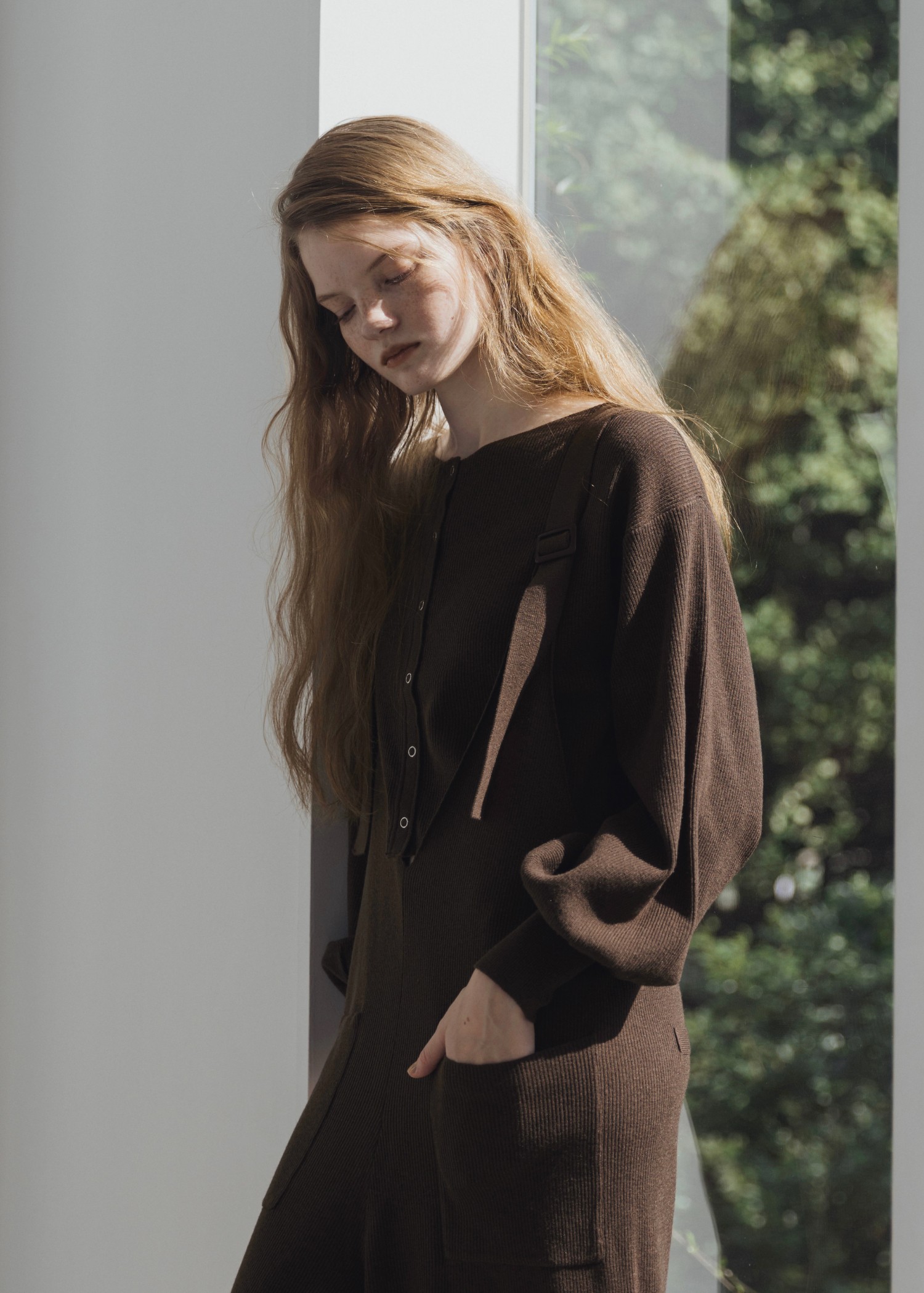 volume sleeve boatneck simple cardigan