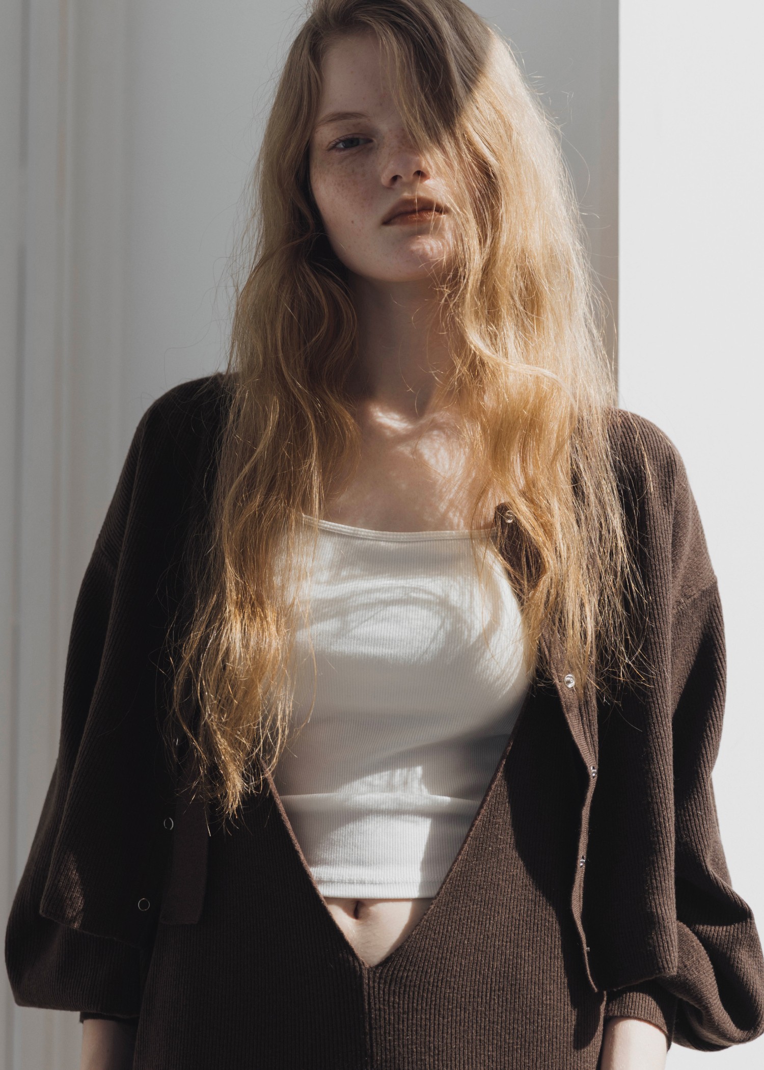 volume sleeve boatneck simple cardigan