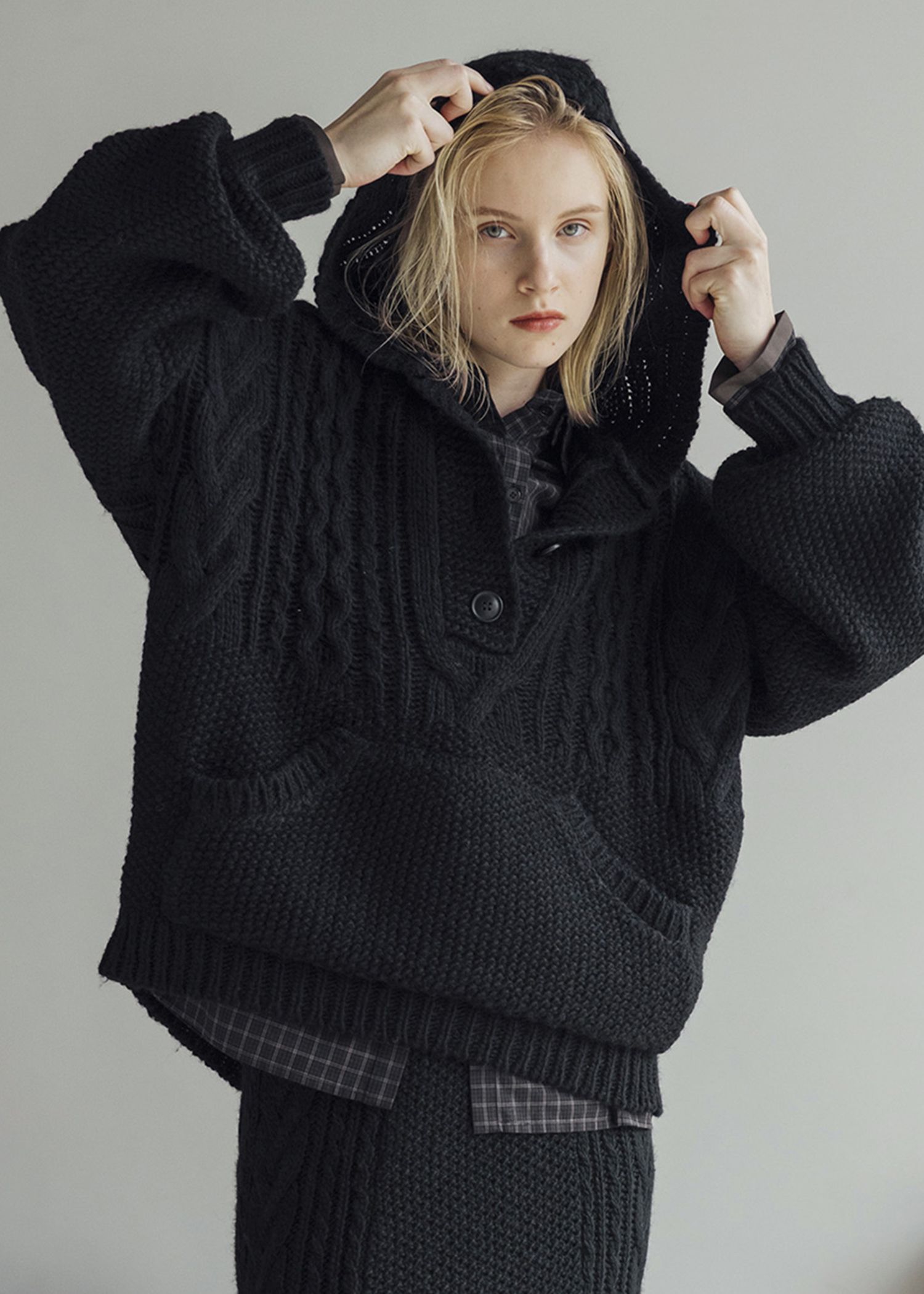 skipper hoodie cable muff pocket knit