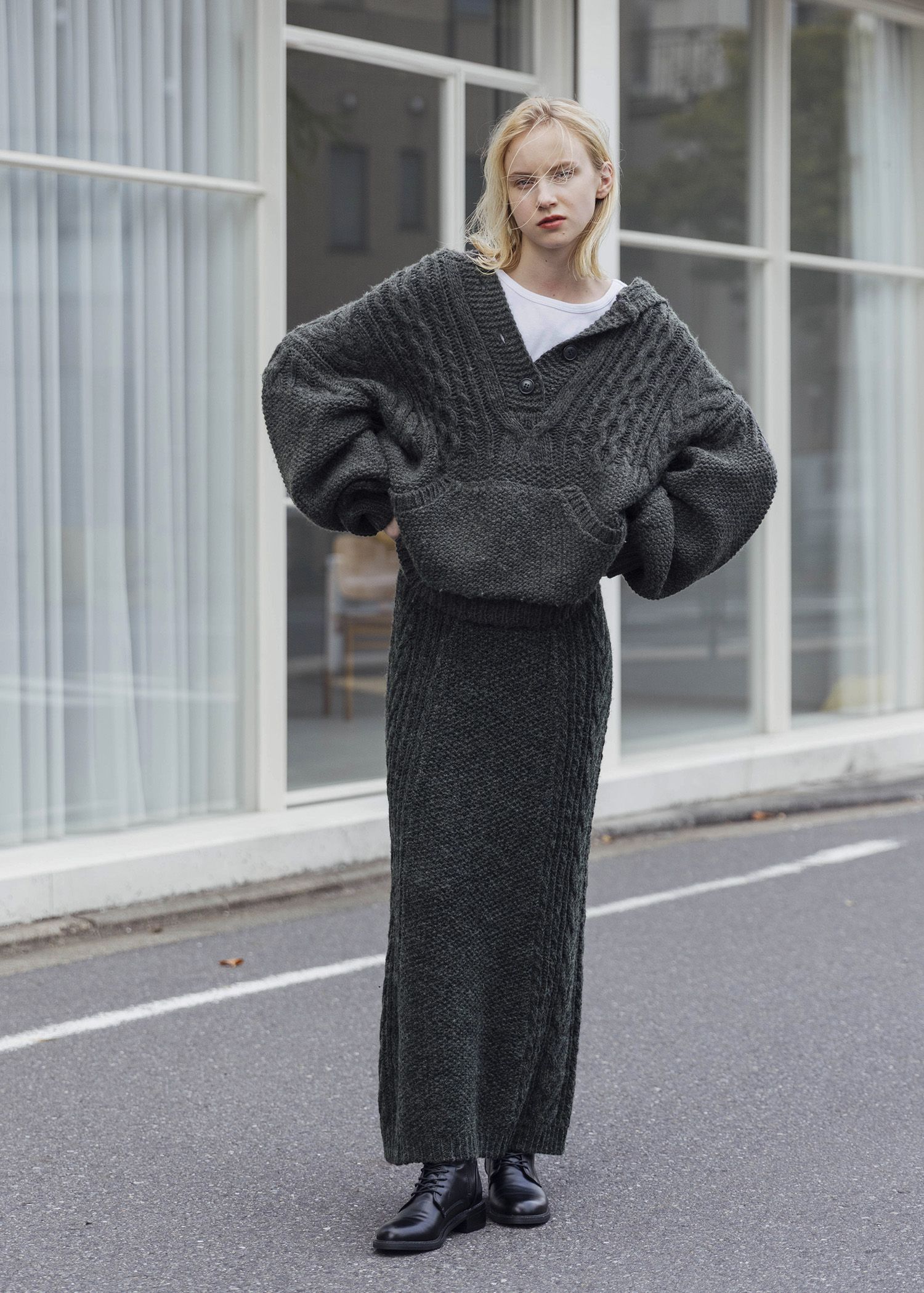 skipper hoodie cable muff pocket knit