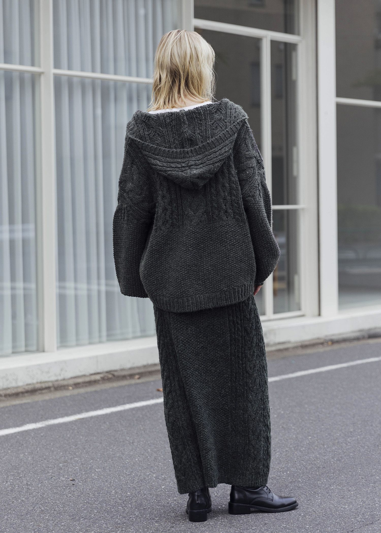 skipper hoodie cable muff pocket knit