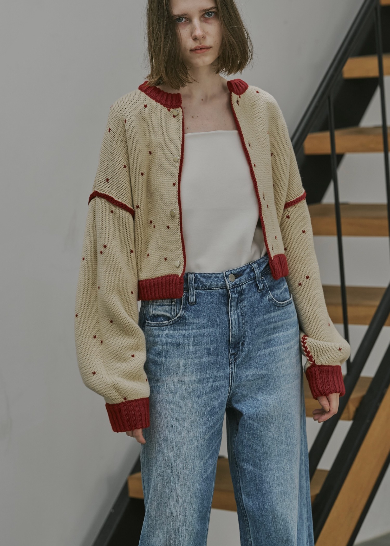 heart dot jacquard reversible cropped knit cardigan