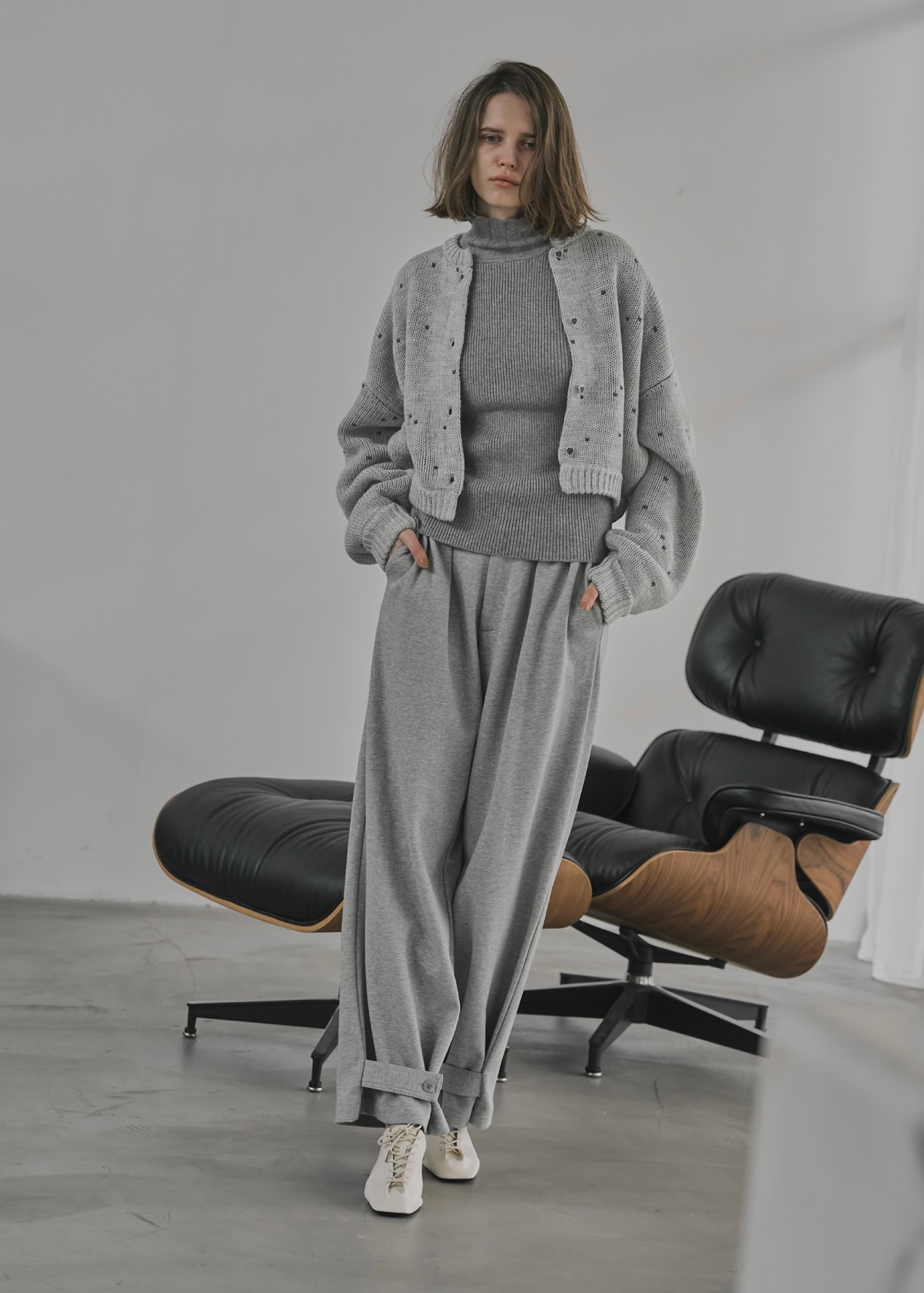 heart dot jacquard reversible cropped knit cardigan