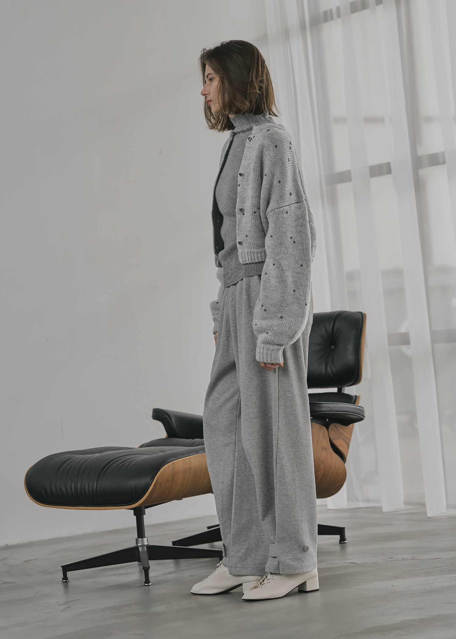 heart dot jacquard reversible cropped knit cardigan