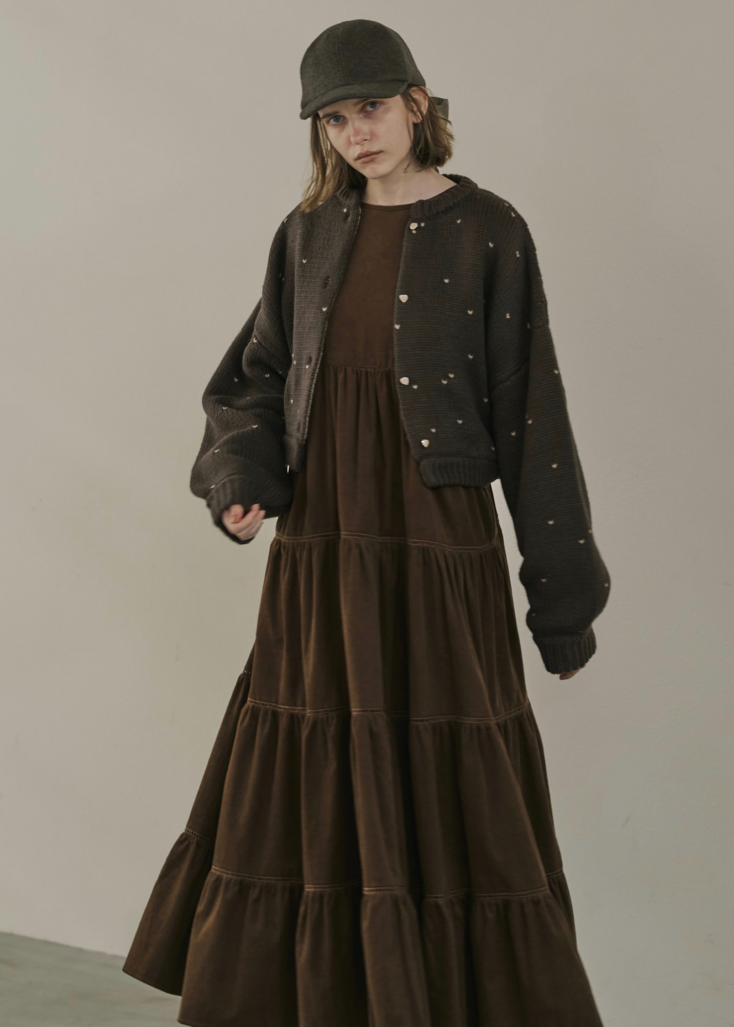 heart dot jacquard reversible cropped knit cardigan