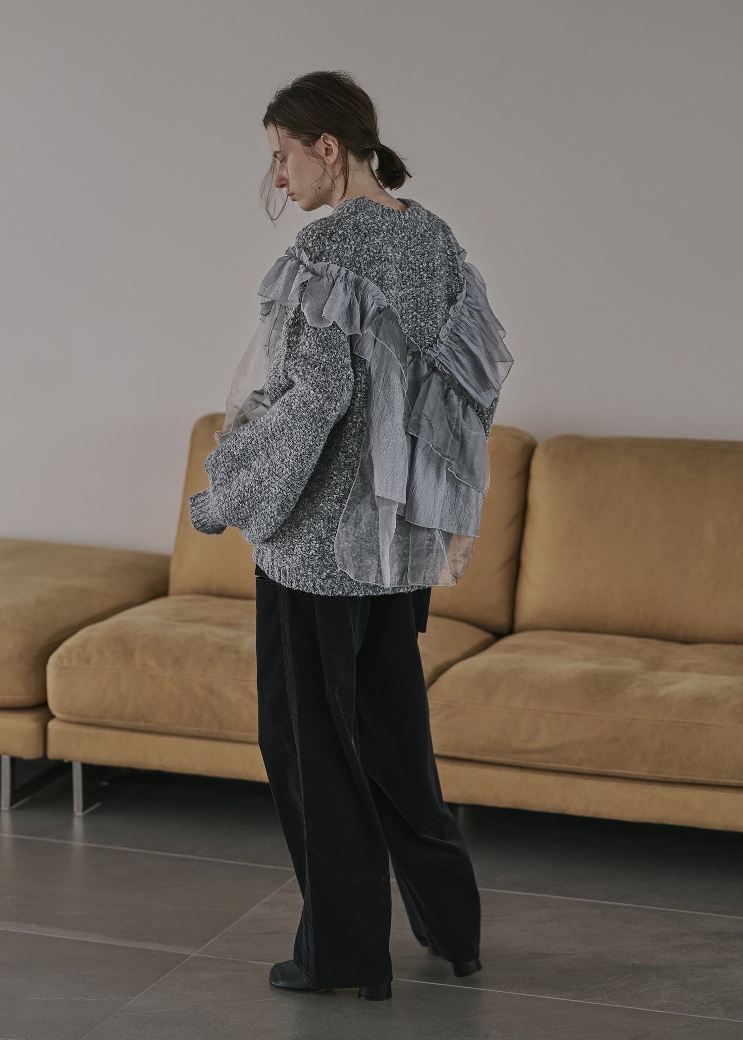 random frill placement volume sleeve knit