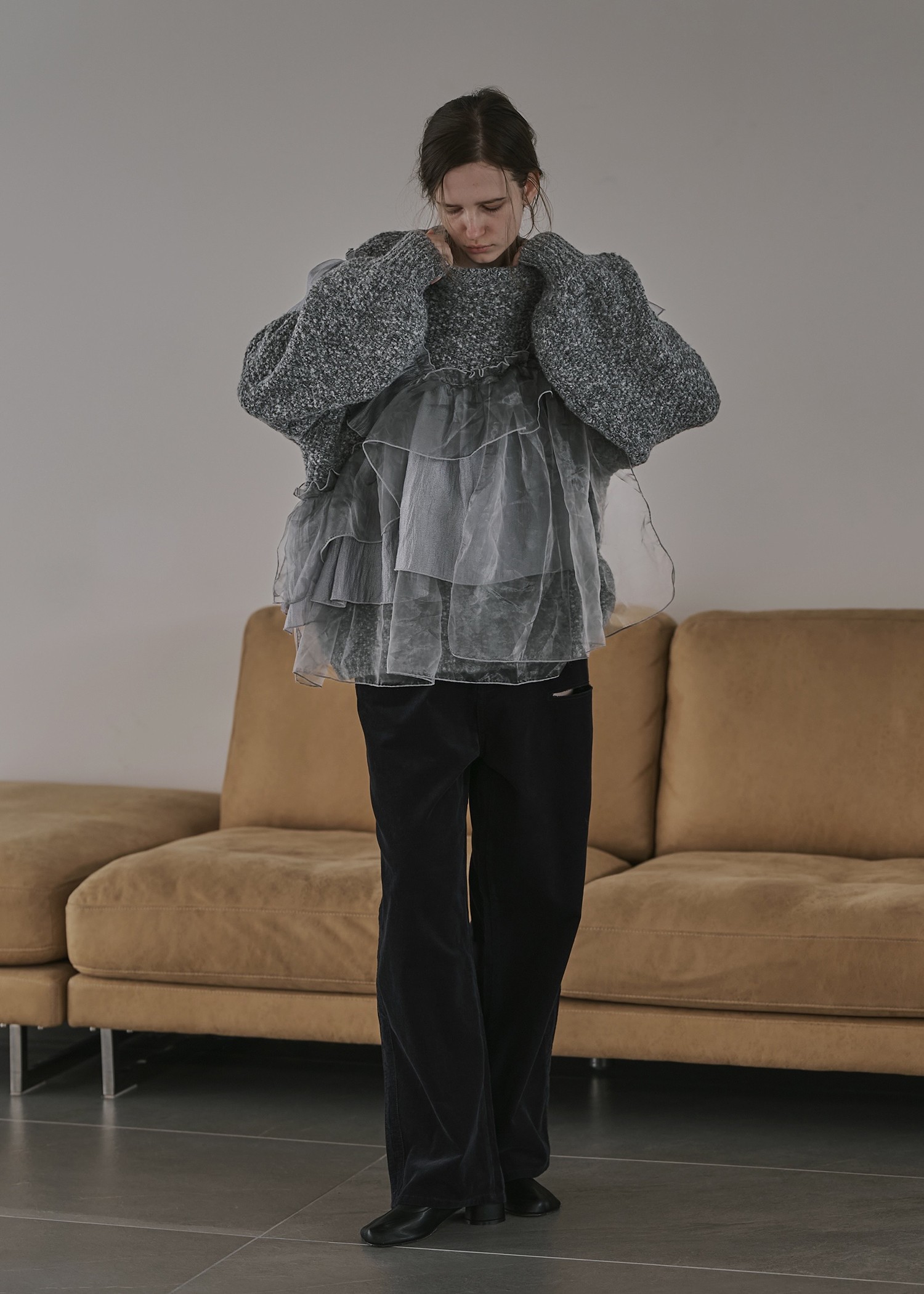 random frill placement volume sleeve knit