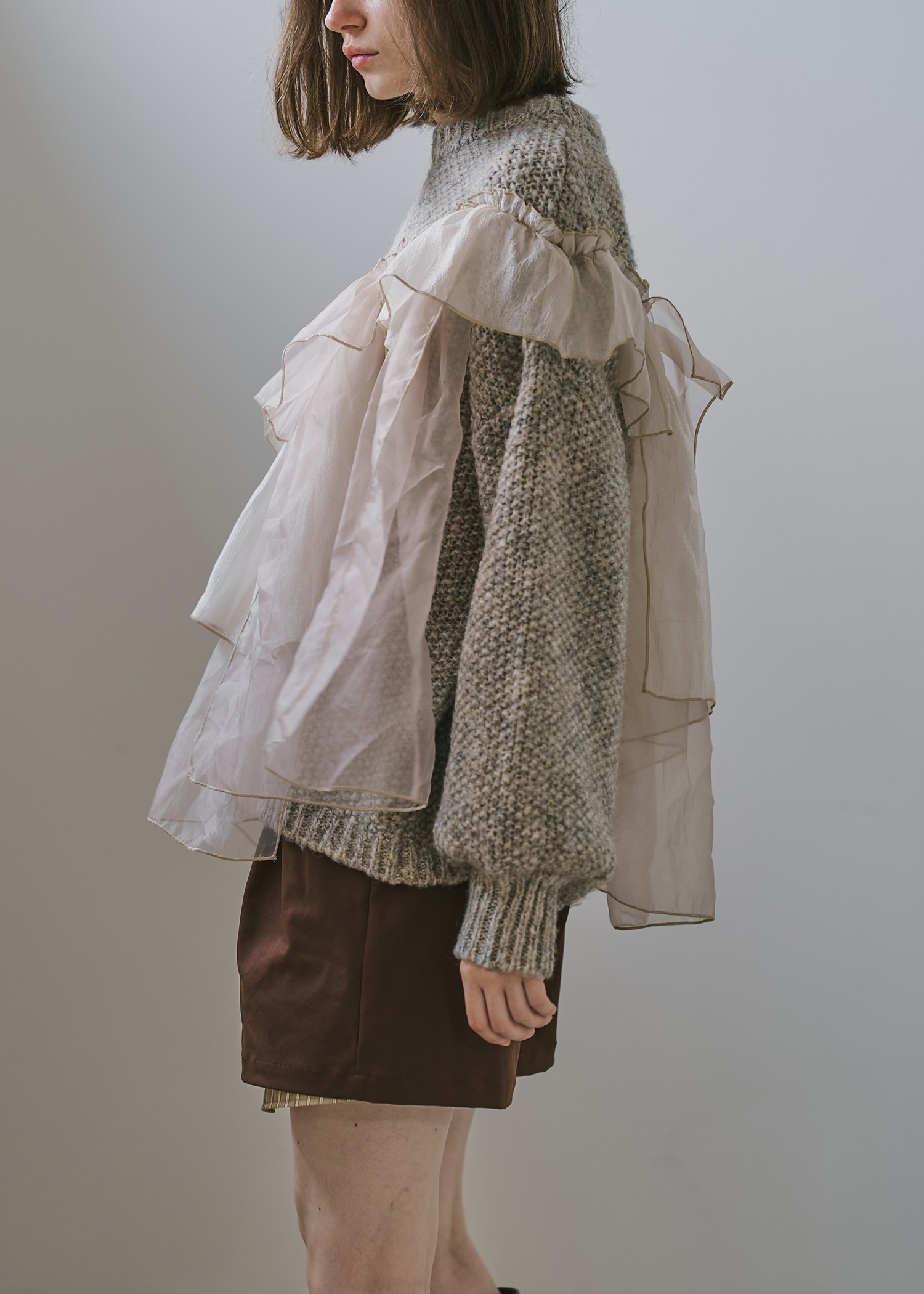 random frill placement volume sleeve knit