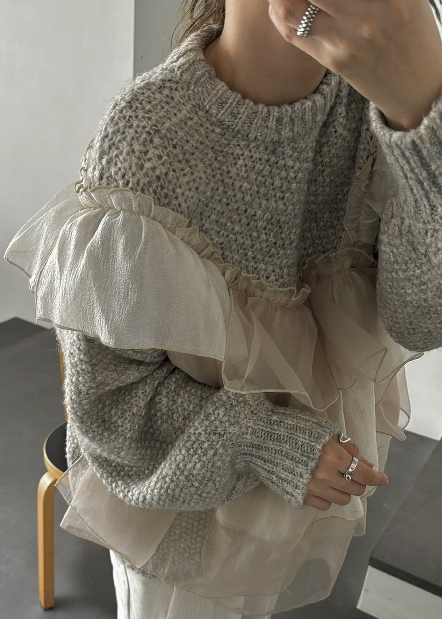 random frill placement volume sleeve knit