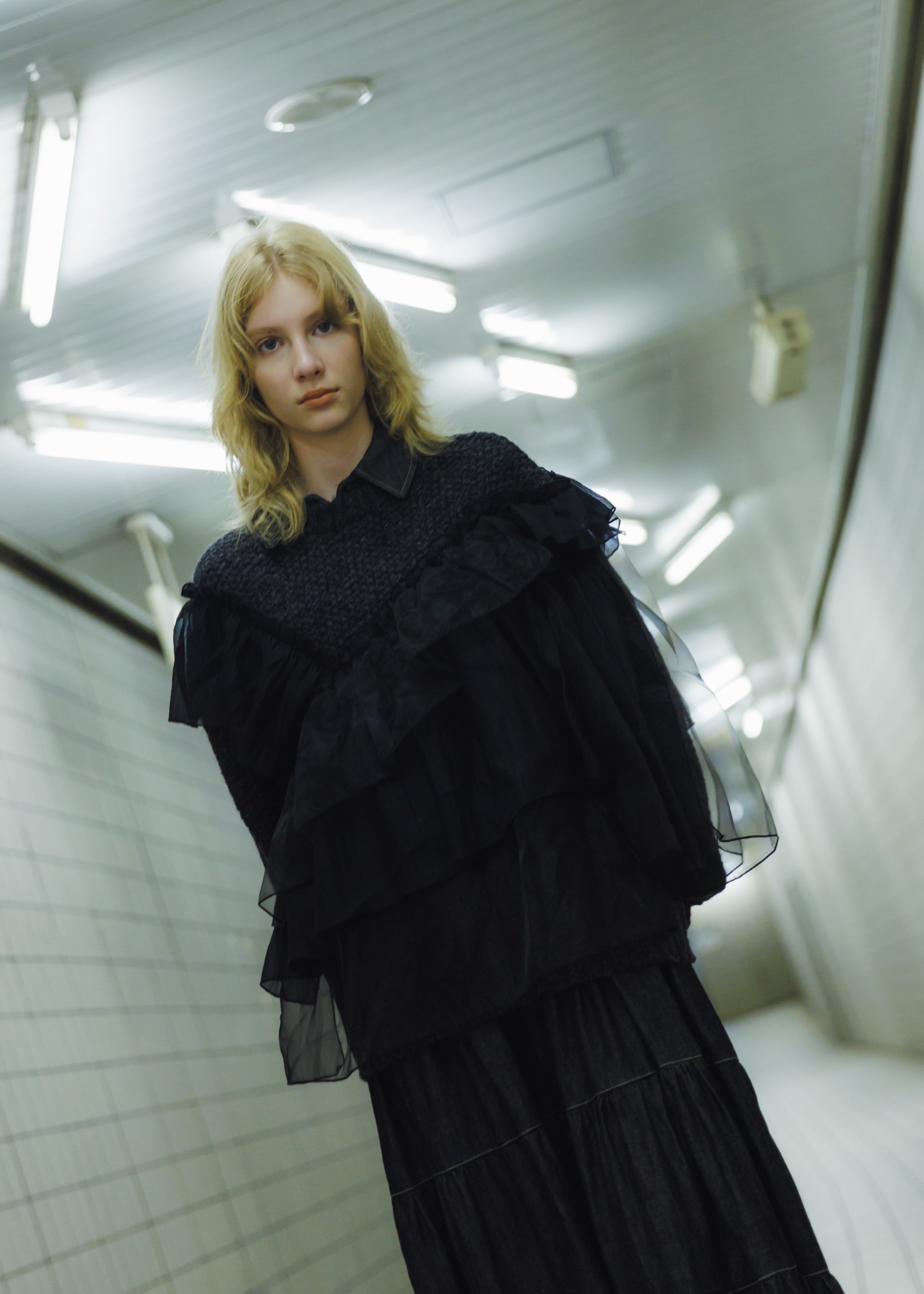 random frill placement volume sleeve knit