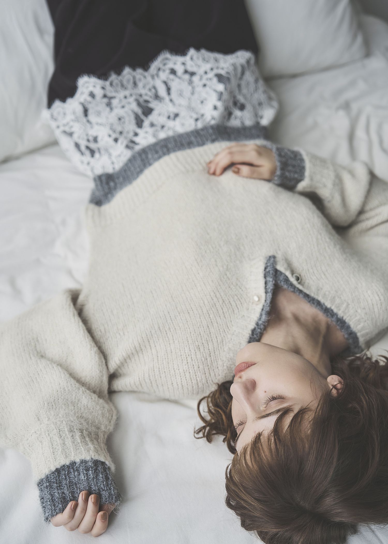 衣装を着たウィルフレッドとプリムローズ フィギュリン ブランブリーヘッジ 置物 WILLFULLY official web store（ウィルフリーコウシキツウハン