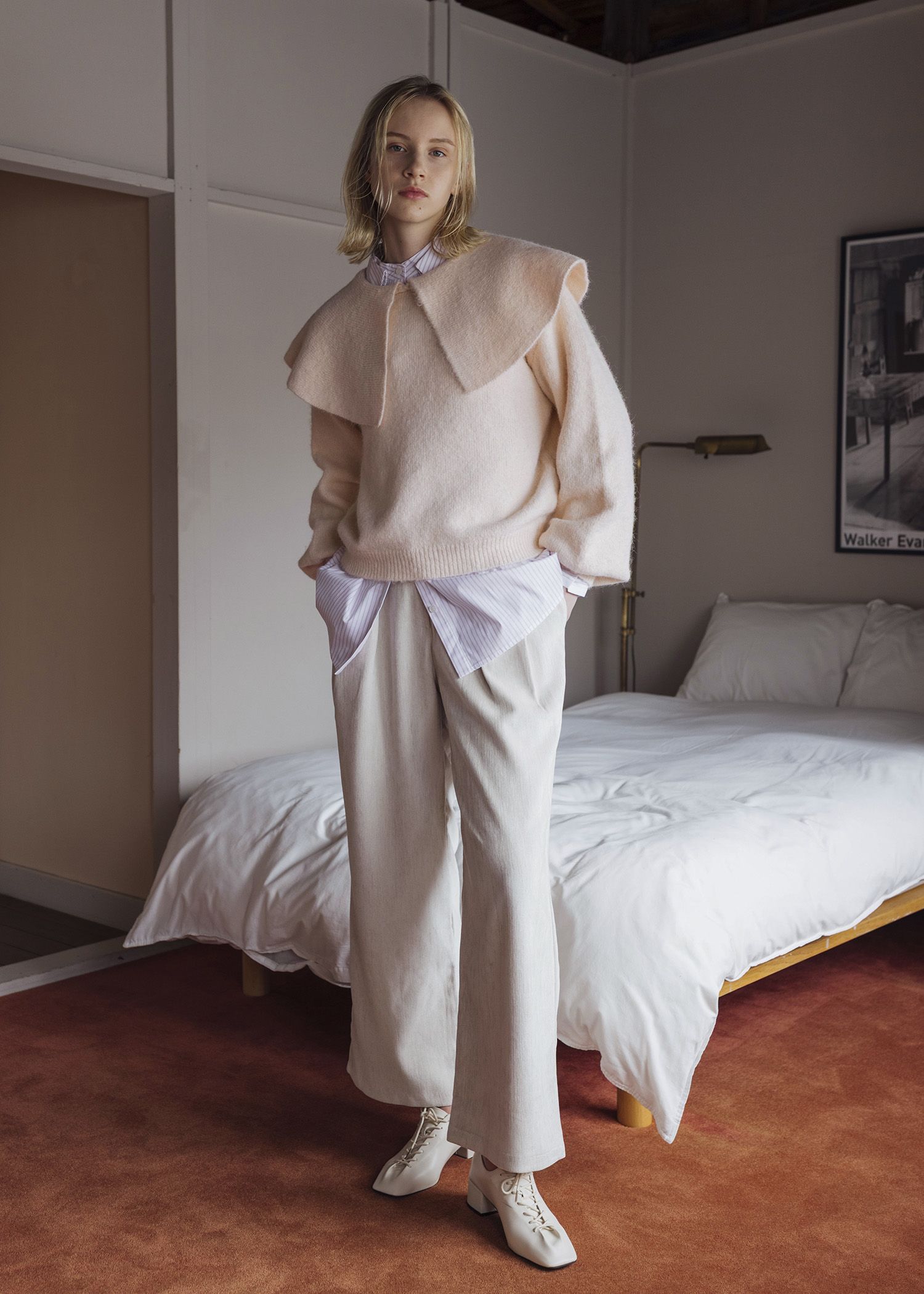 overlay big collar volume sleeve knit