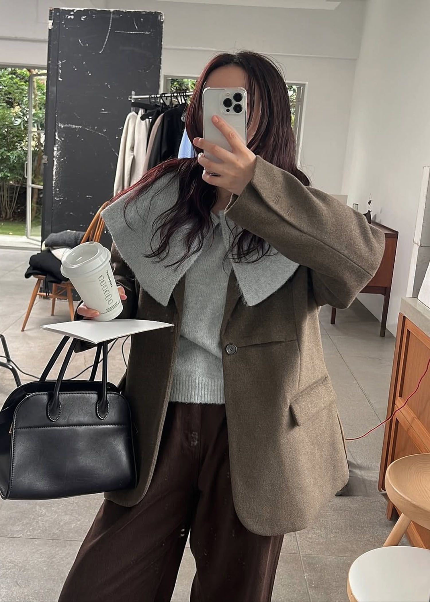 overlay big collar volume sleeve knit