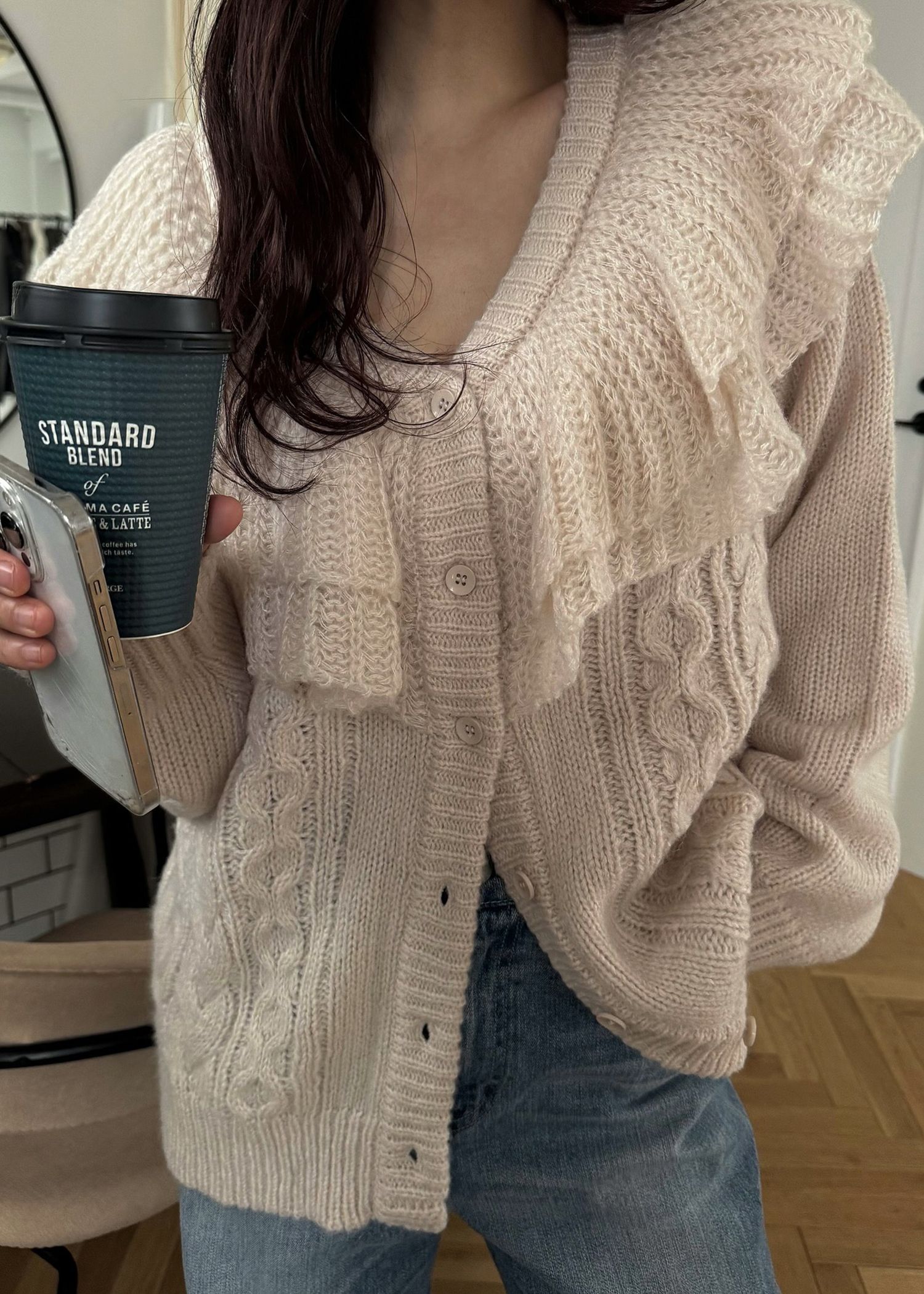 shoulder frill cable knit cardigan