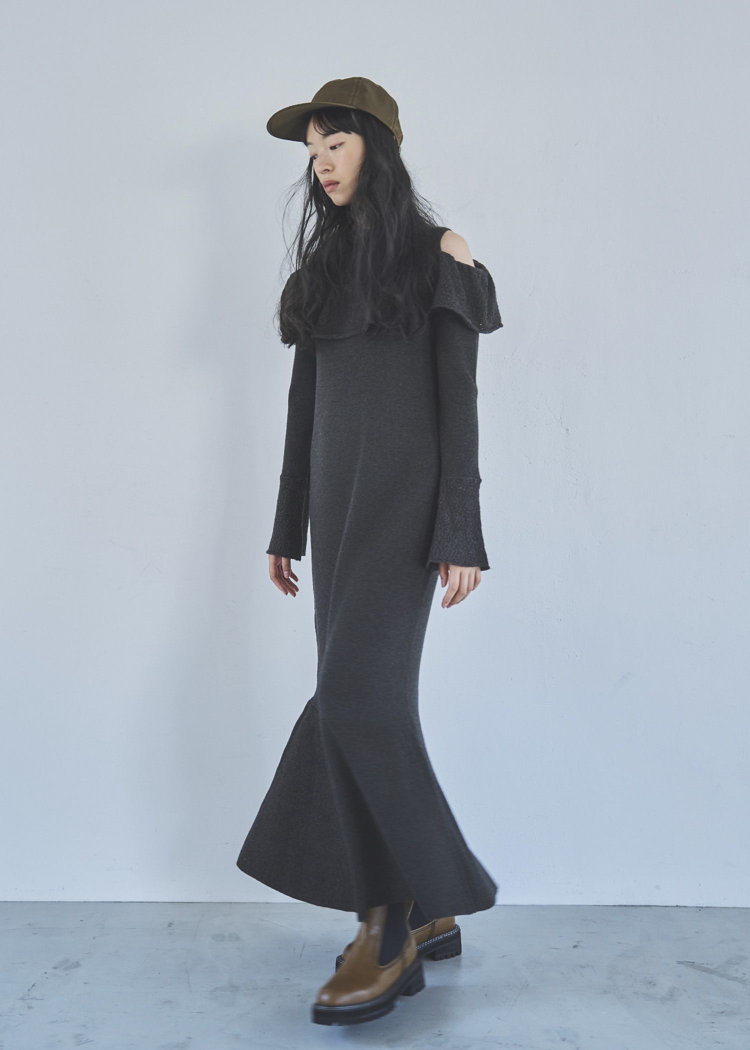 shoulder slit frill mermaid knit OP