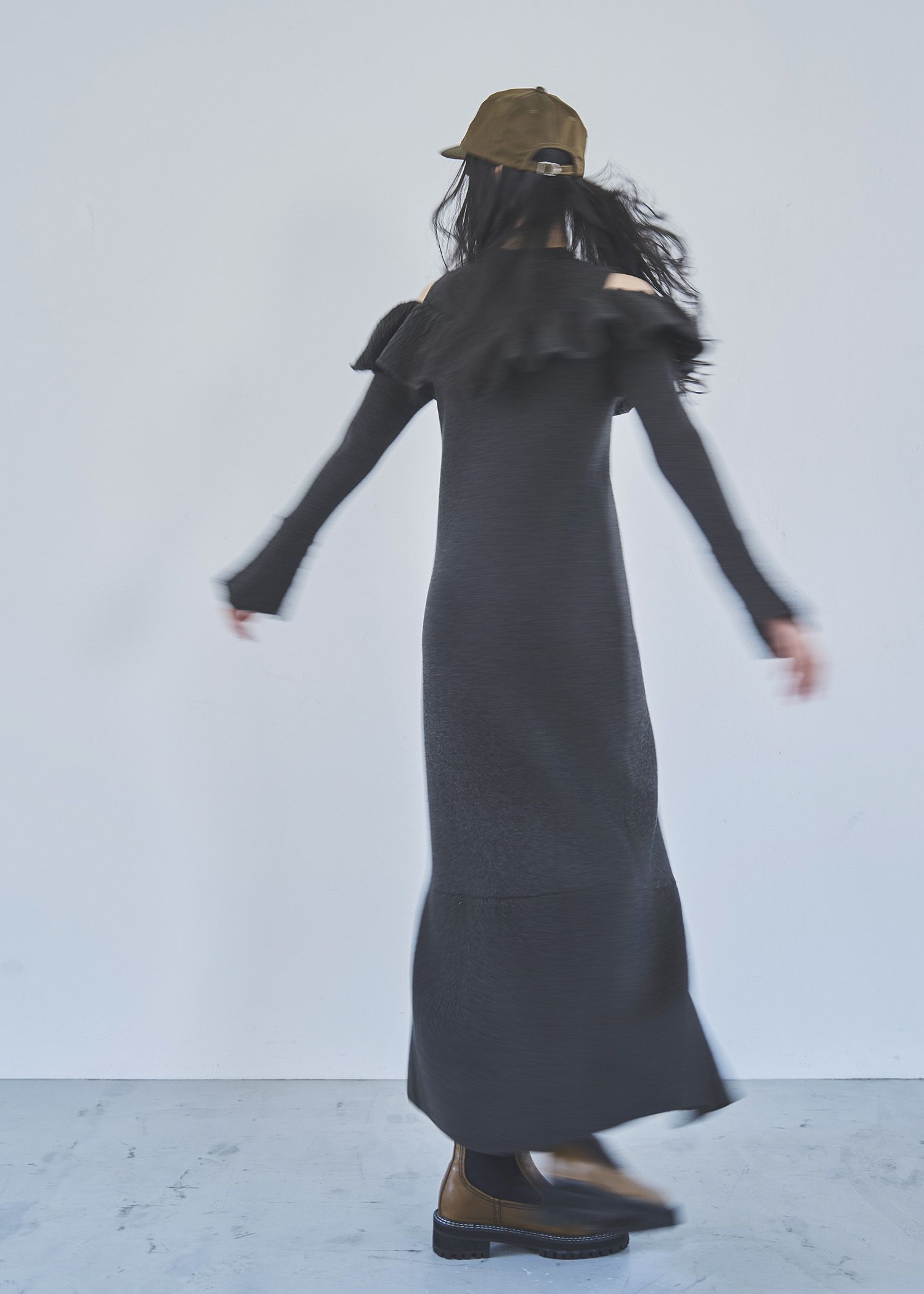 shoulder slit frill mermaid knit OP