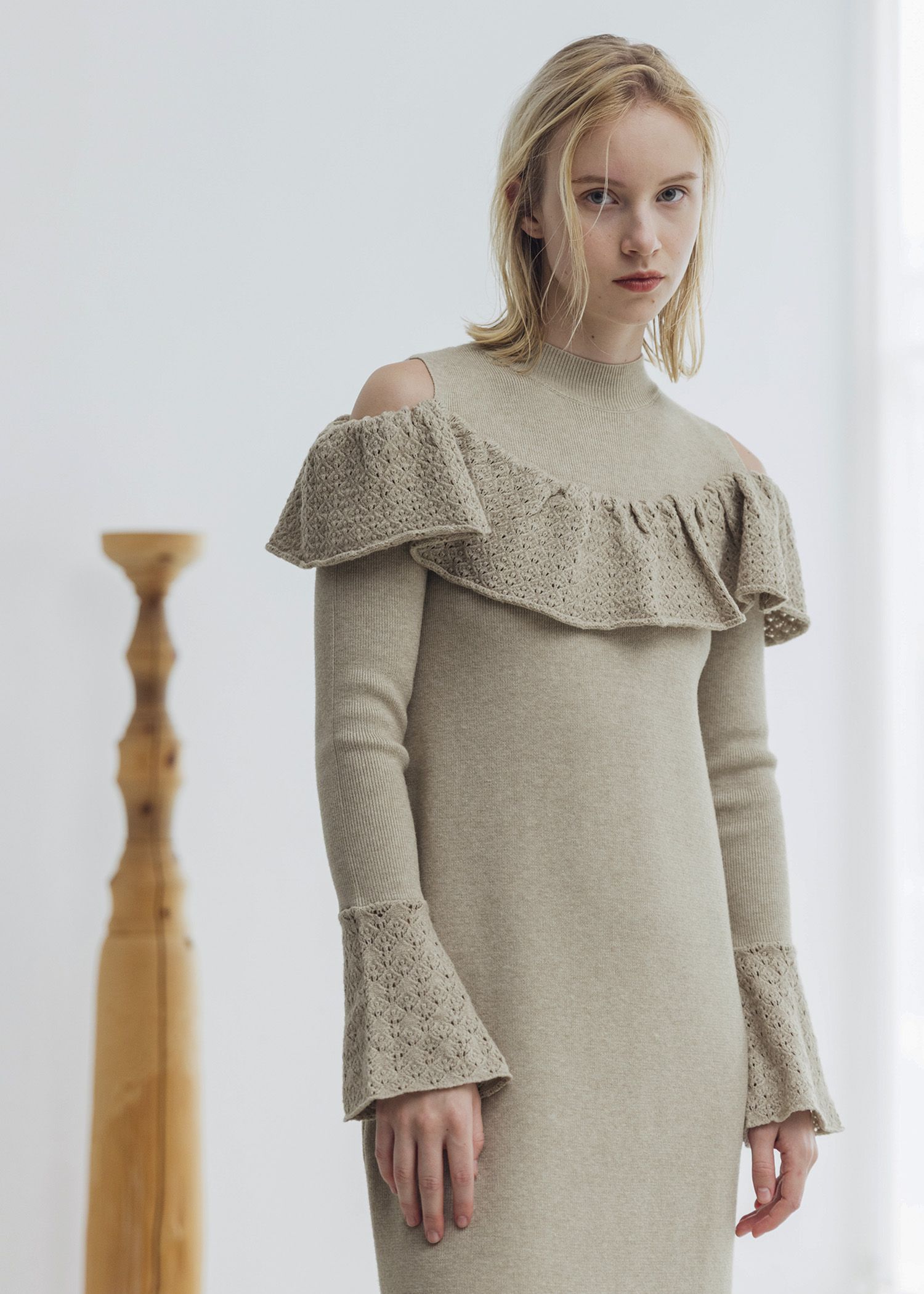 shoulder slit frill mermaid knit OP