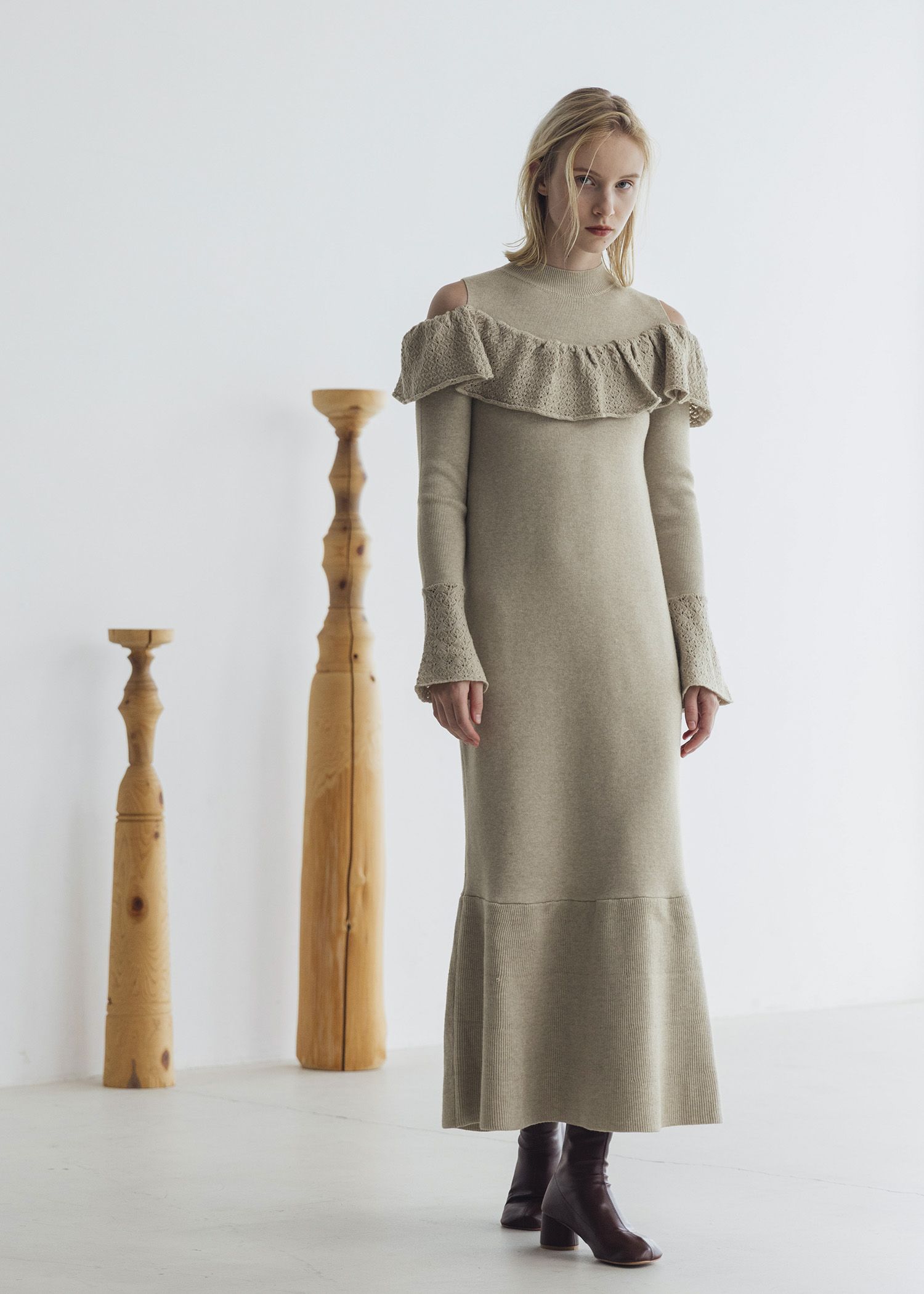 shoulder slit frill mermaid knit OP