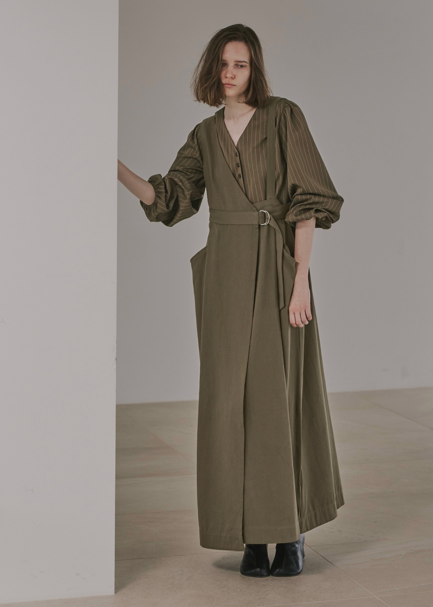 willfully ウィルフリー　23AW ポンチョコート　ベージュ　完売品 willfully ウィルフリー 23AW ポンチョコート ベージュ 完売品