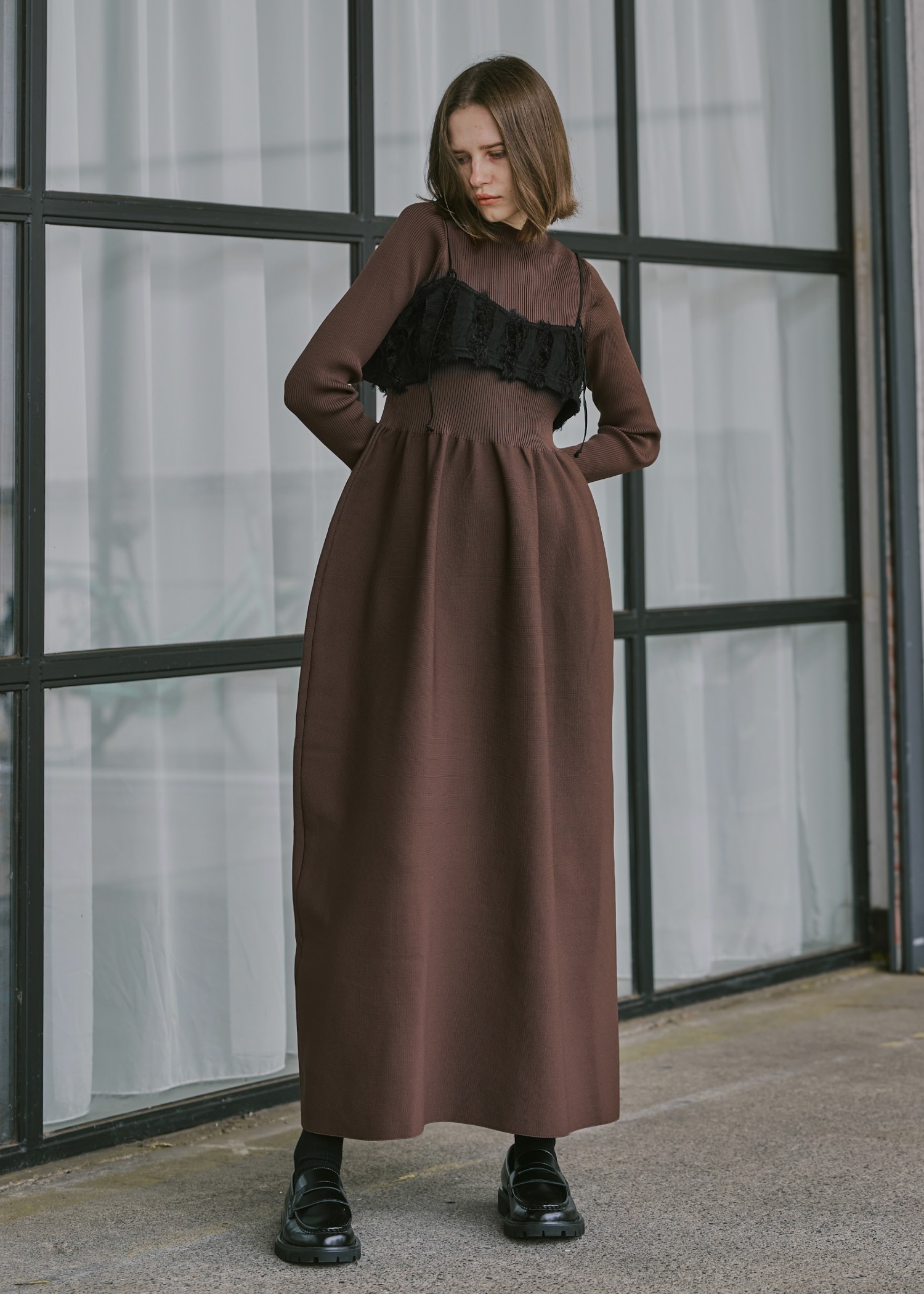 ウィルフリー willfullyワンピース　カーキ WILLFULLY（ウィルフリー）の「knit docking jacquard sleeve