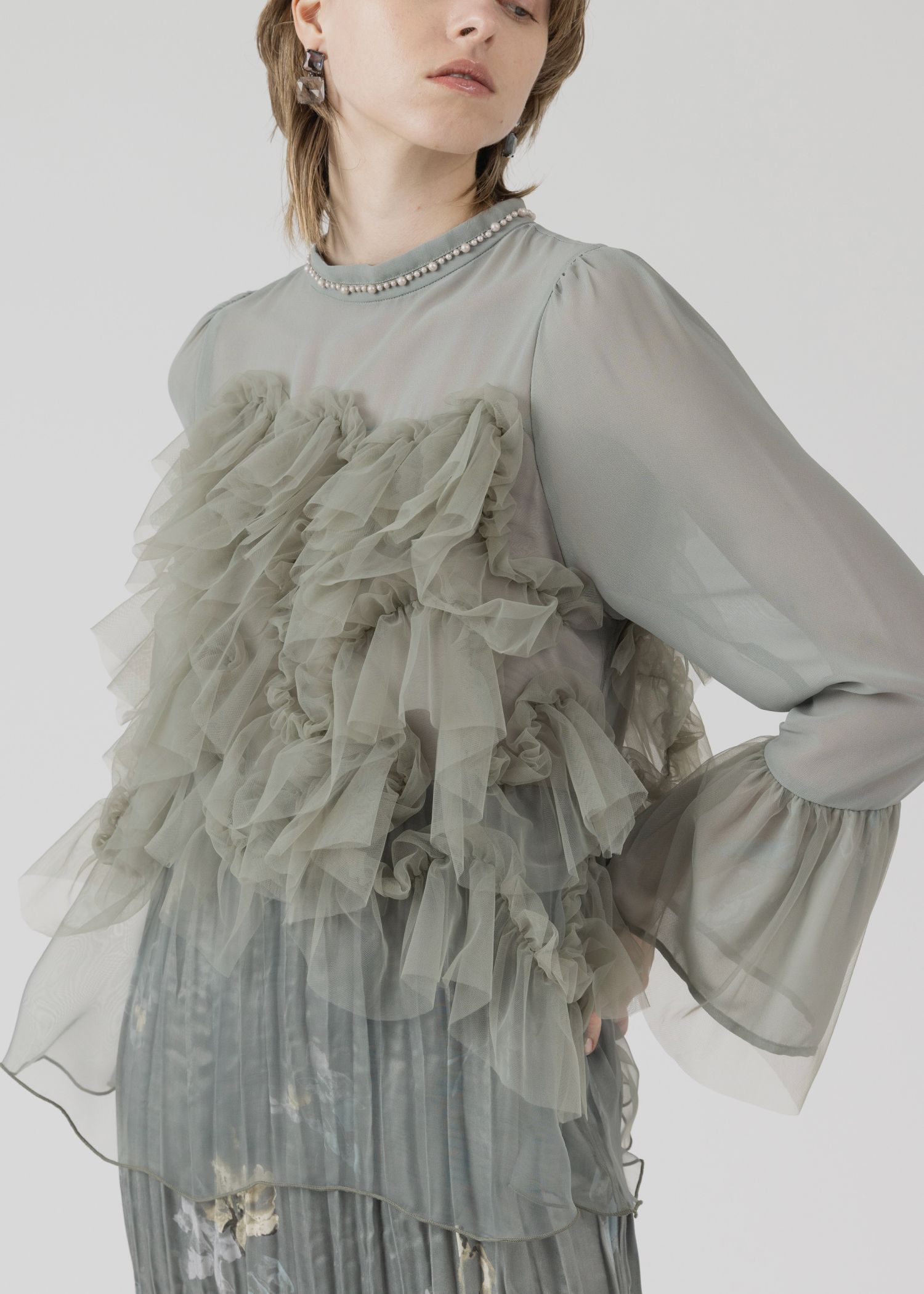 random tulle layered iris pleats OP