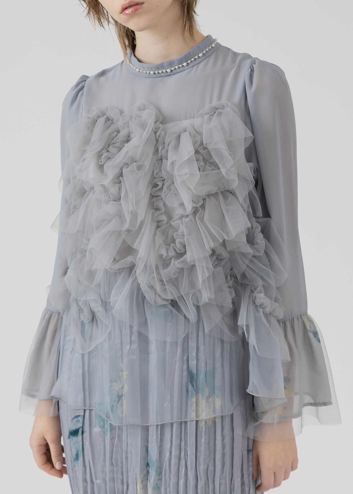 random tulle layered iris pleats OP