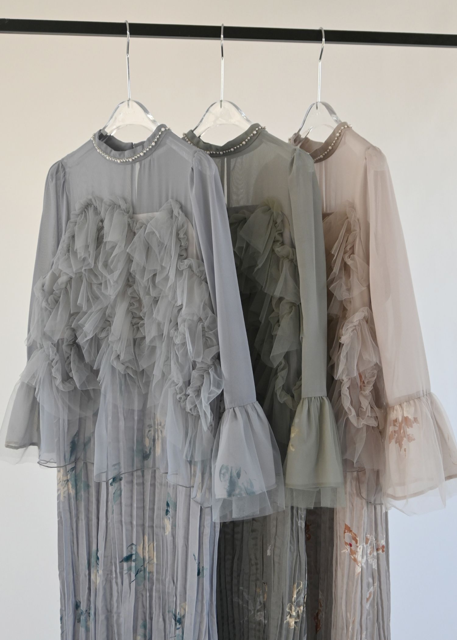 random tulle layered iris pleats OP