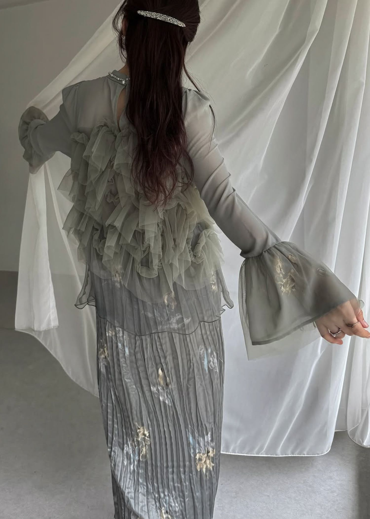 random tulle layered iris pleats OP