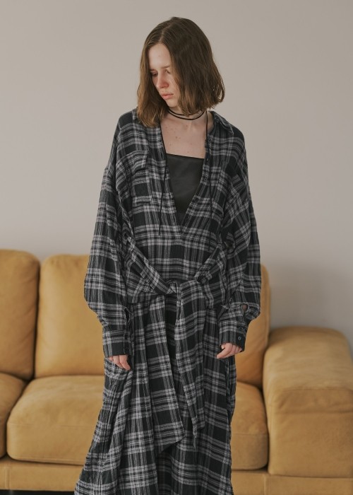 希望額変更☆willfully ウィルフリー ティアードロングワンピース WILLFULLY（ウィルフリー）の「tiered dot stand collar OP
