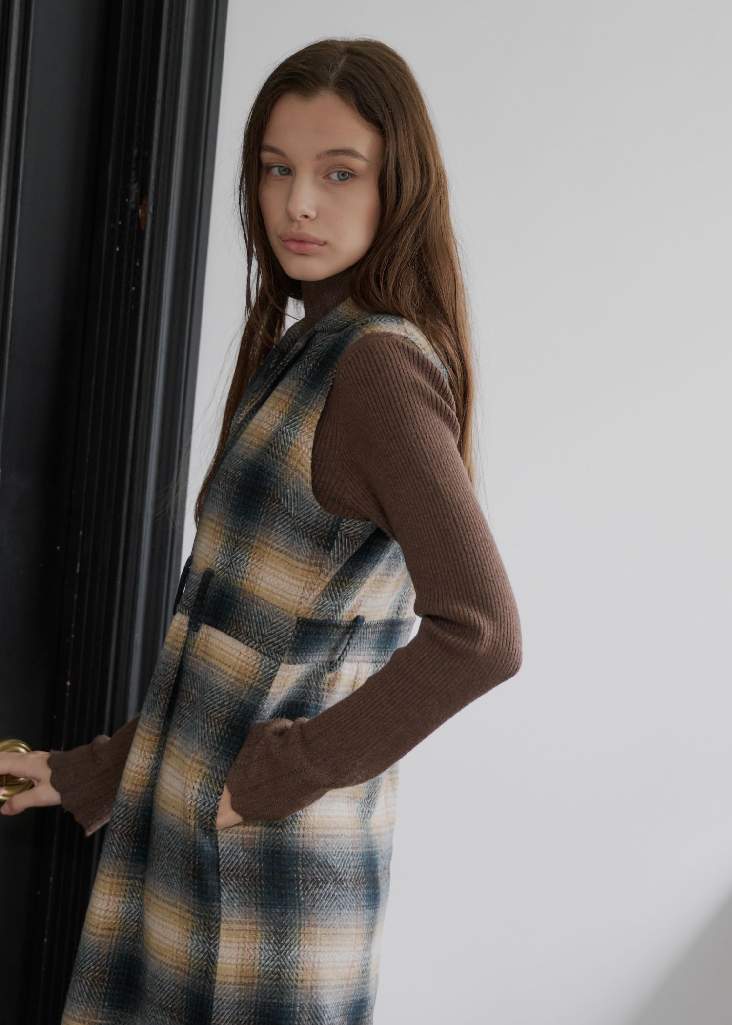 tailored collar no sleeve check OP