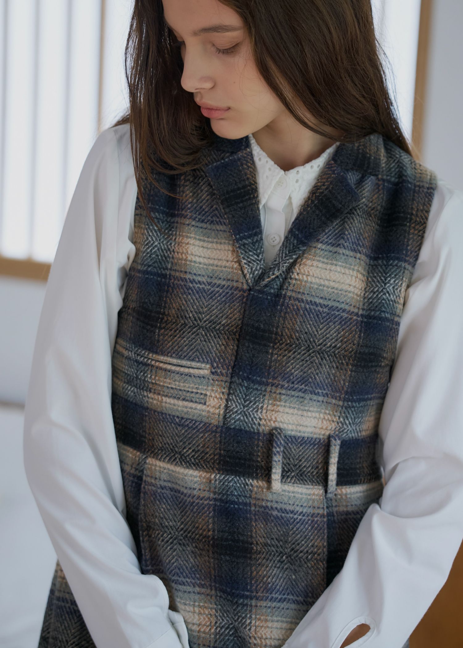 tailored collar no sleeve check OP