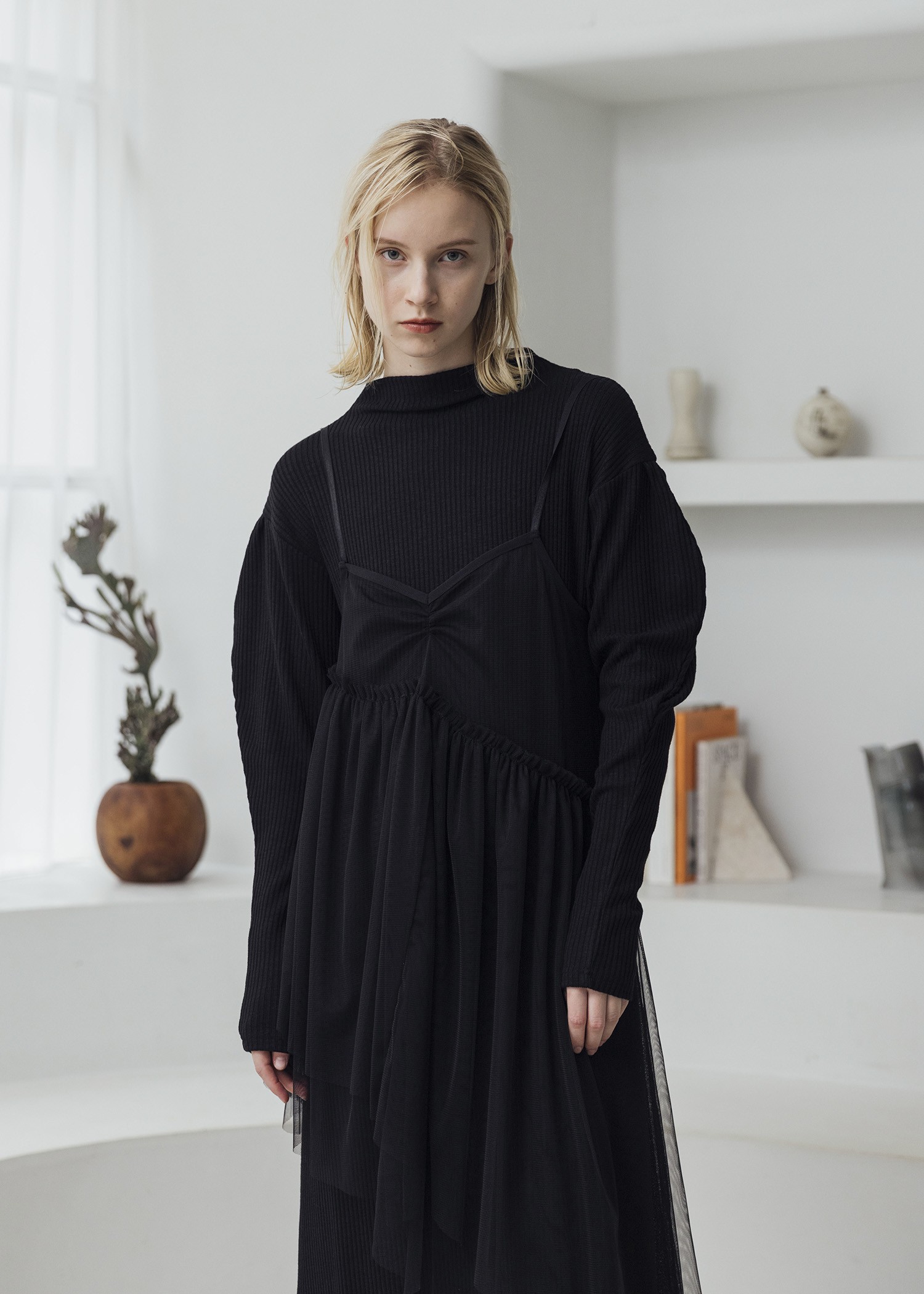 volume sleeve high neck rib OP