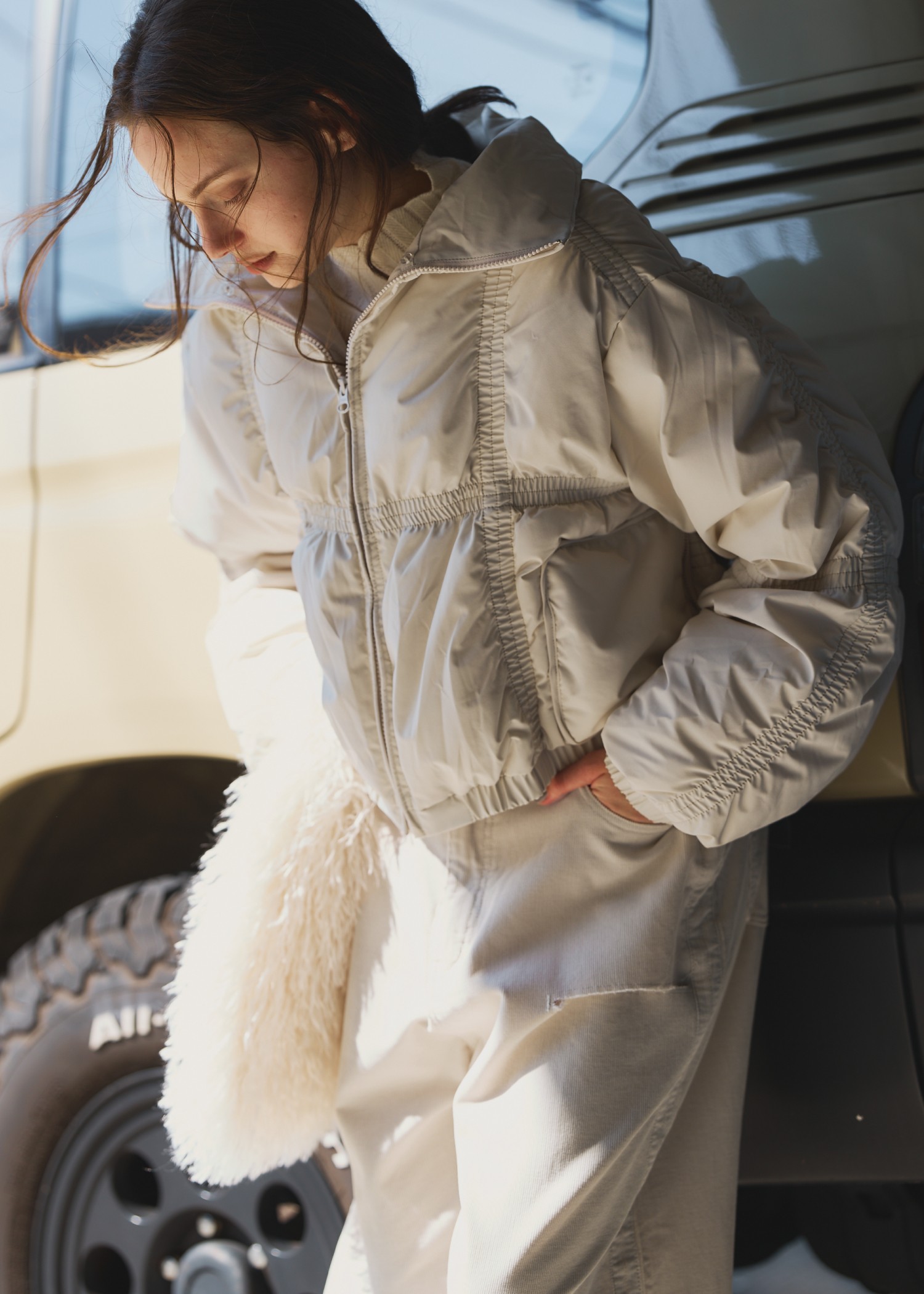 down stitch check fur collar short JK