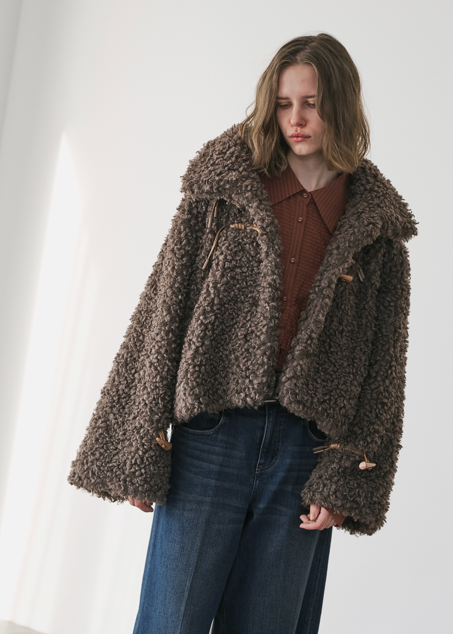 poodle fur cord toggle short JK