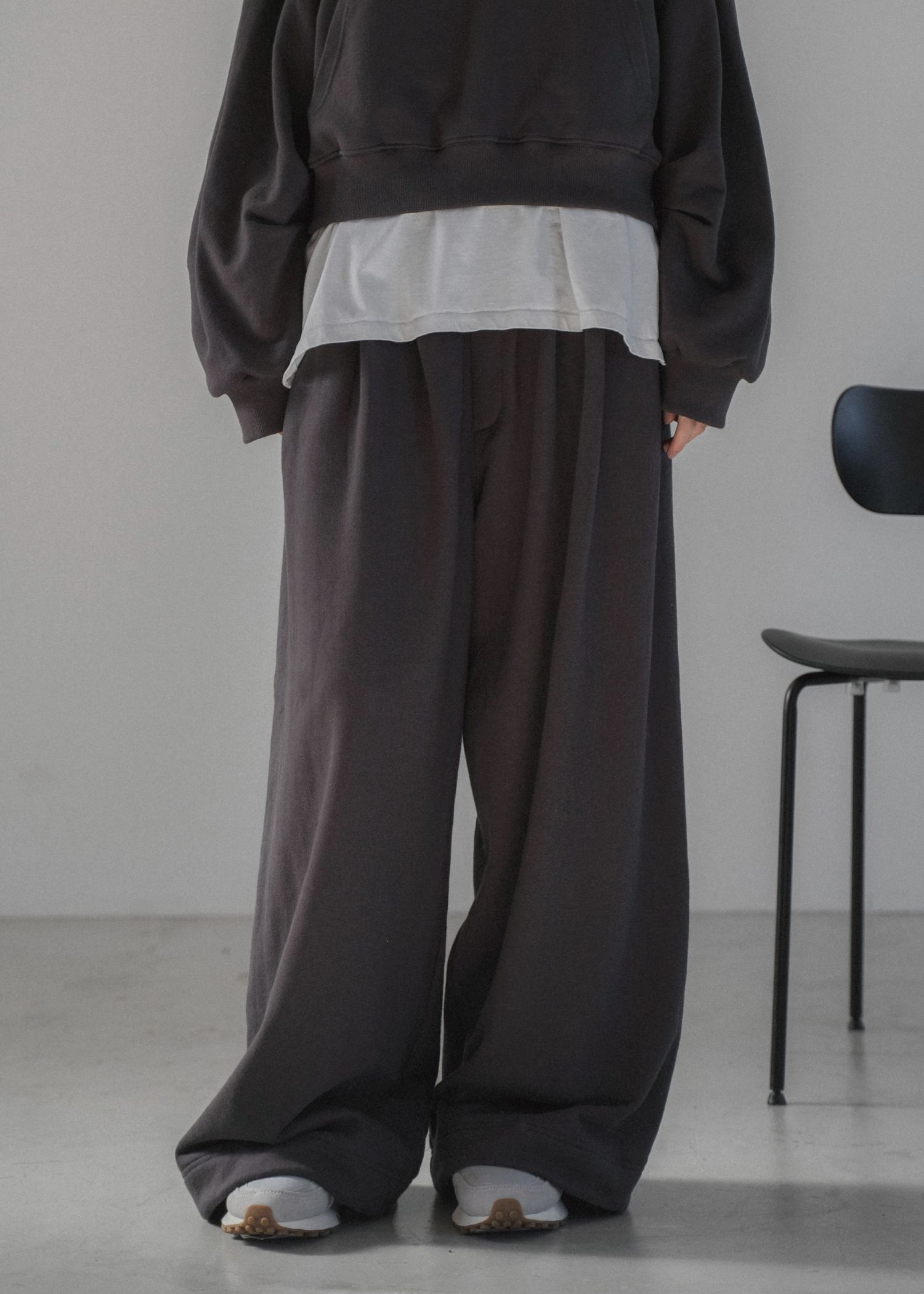 volume tuck drawstring hem sweat PT