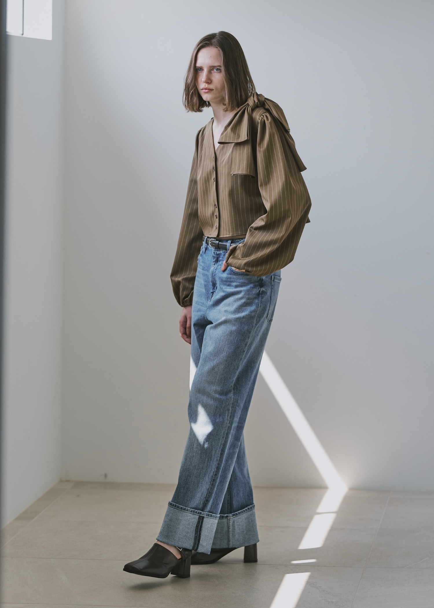 willfully ロールアップデニムパンツ WILLFULLY official web store（ウィルフリーコウシキツウハン