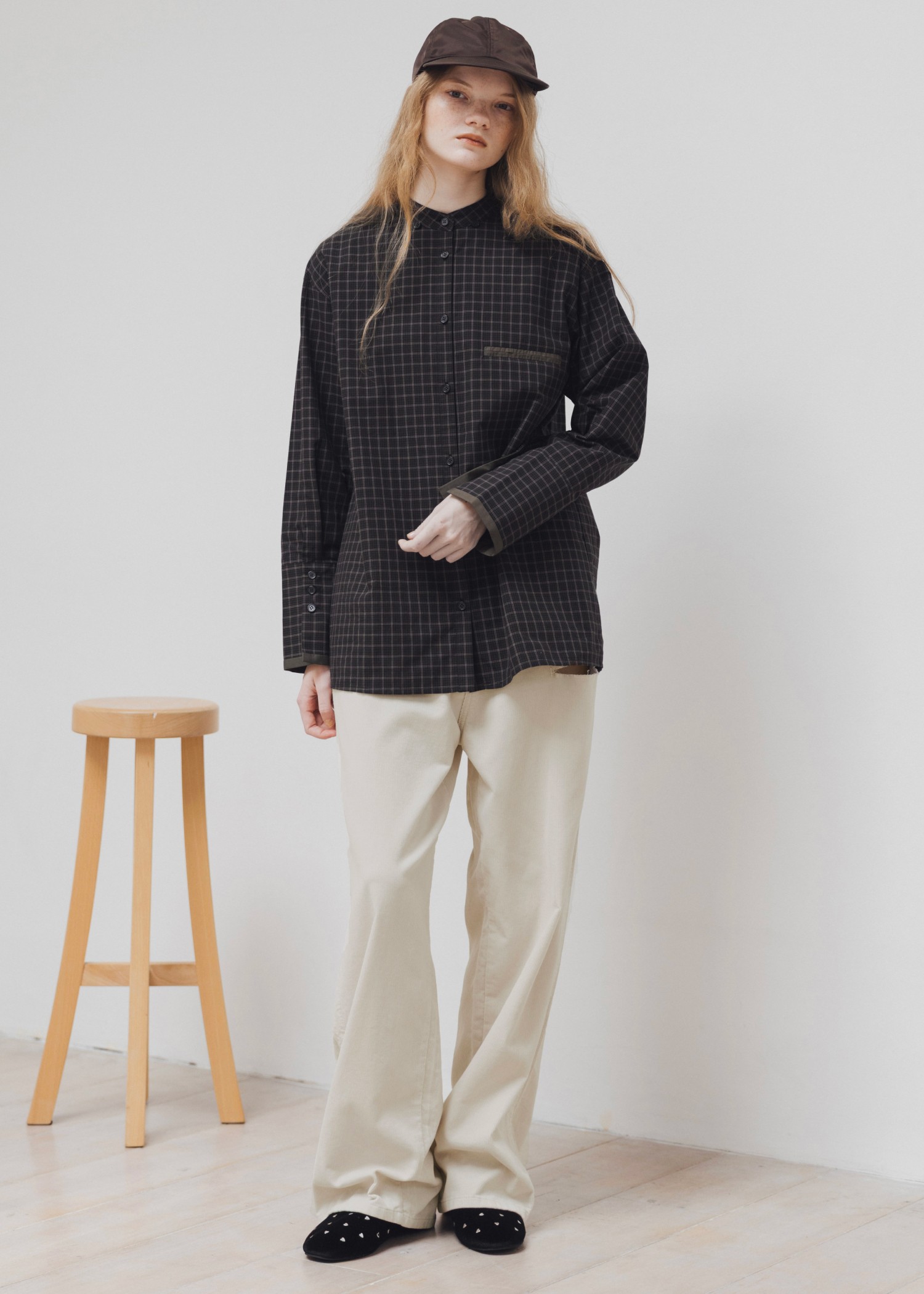 最終値下げ！美品！ユリウスWO/LI TWEEDSEAMED OVERPANTS WILLFULLY official web store（ウィルフリーコウシキツウハン