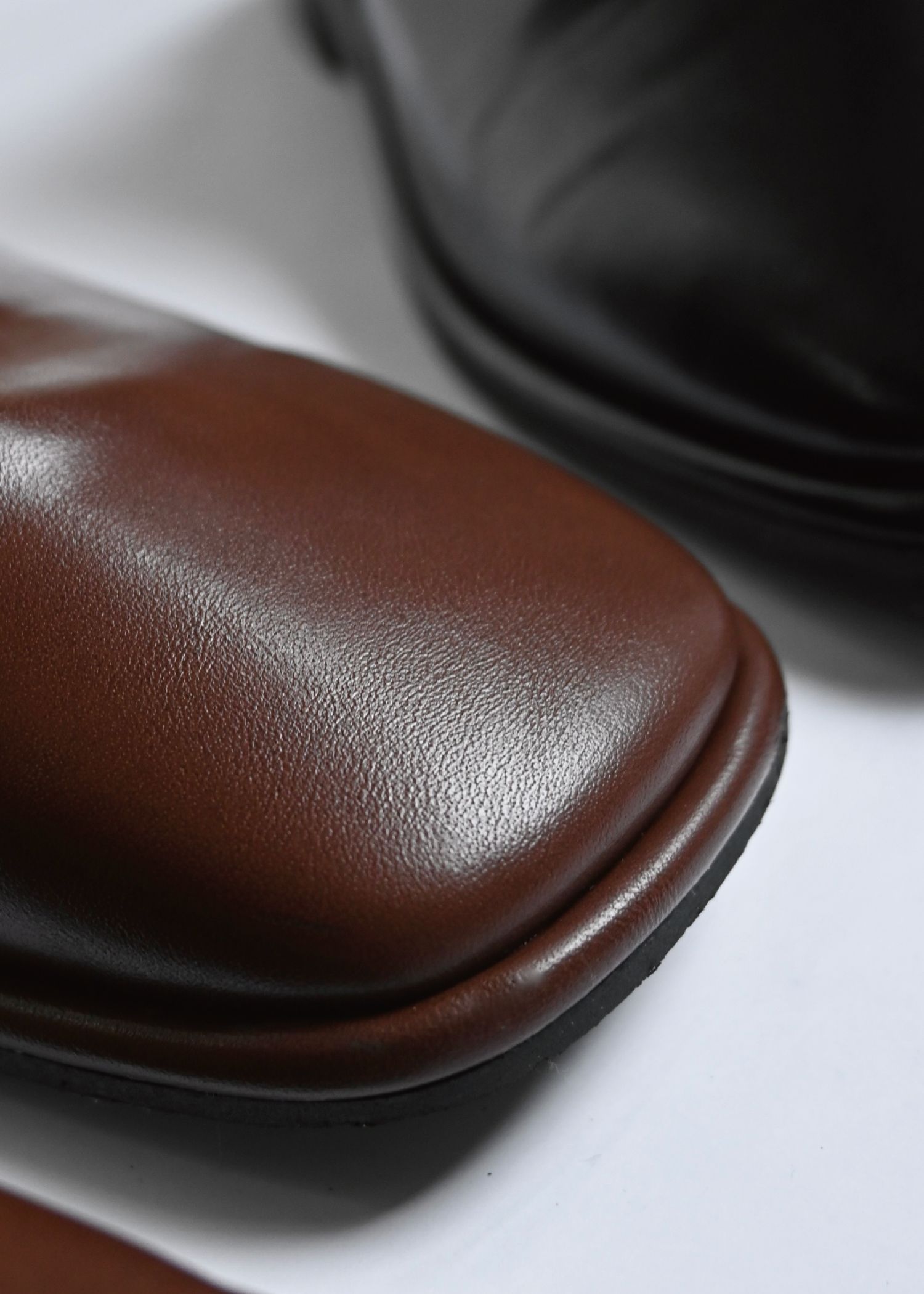 slender side zip long boots