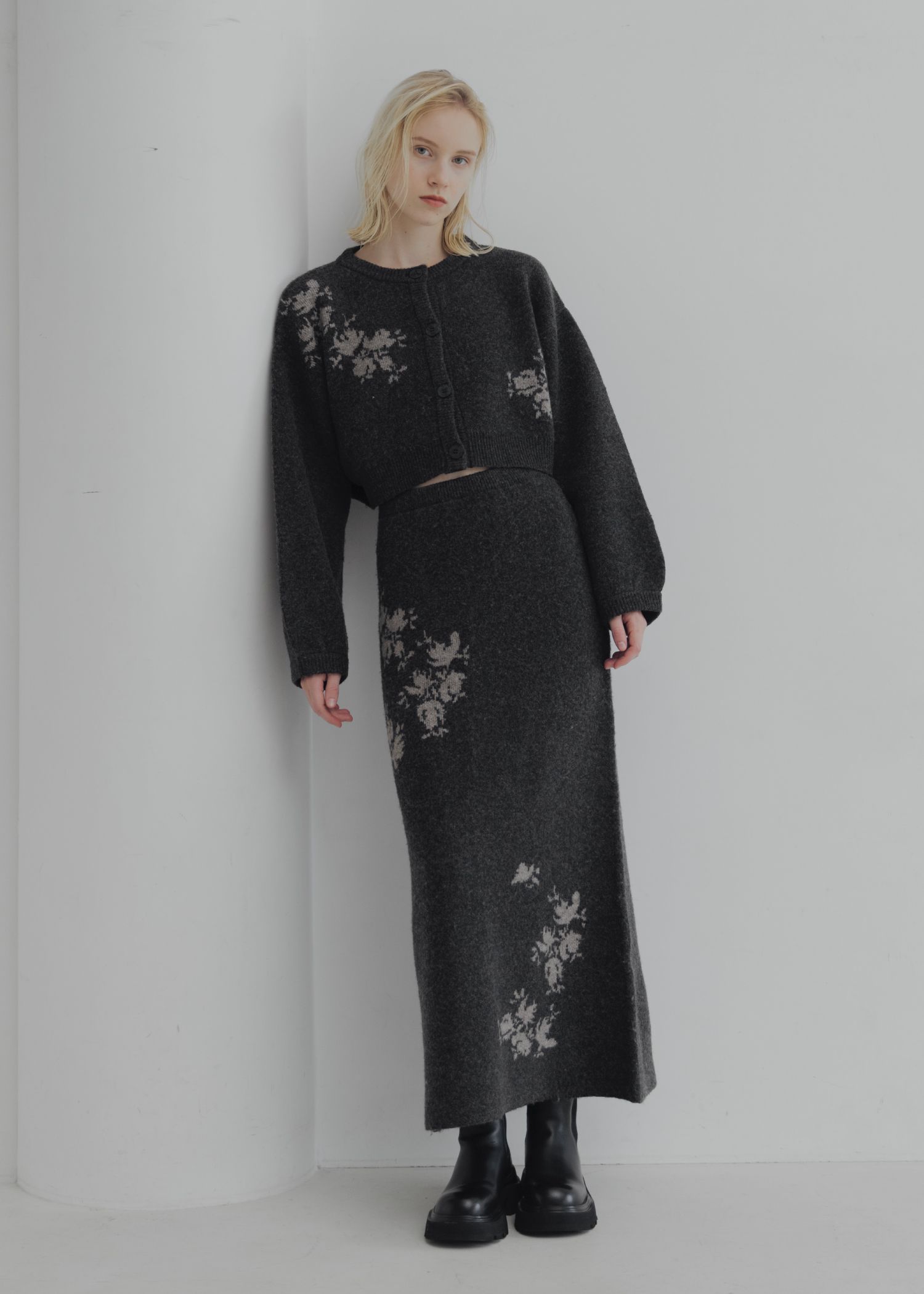 flower jacquard pencil knit SK