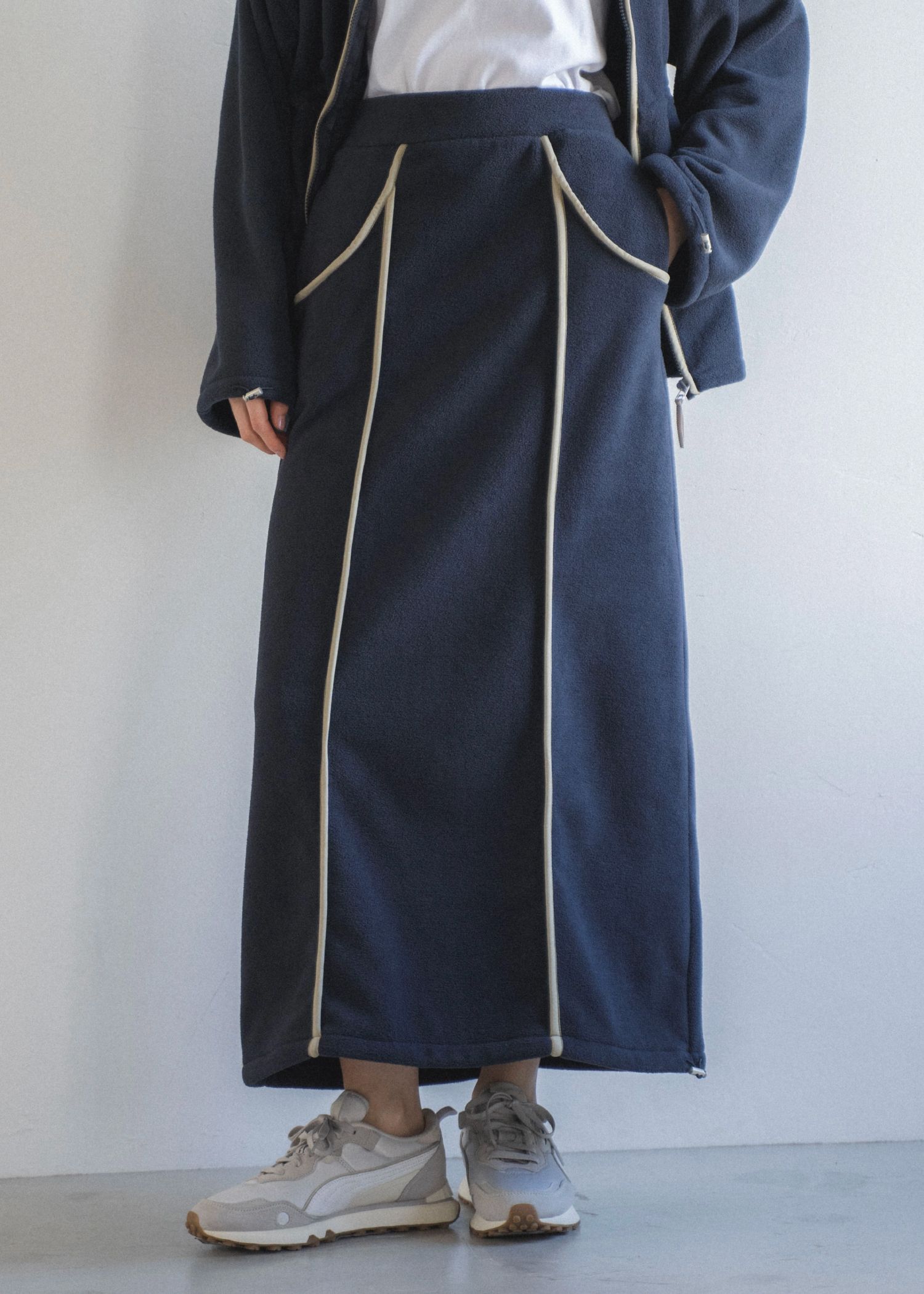 fleece drawstring bi color piping SK